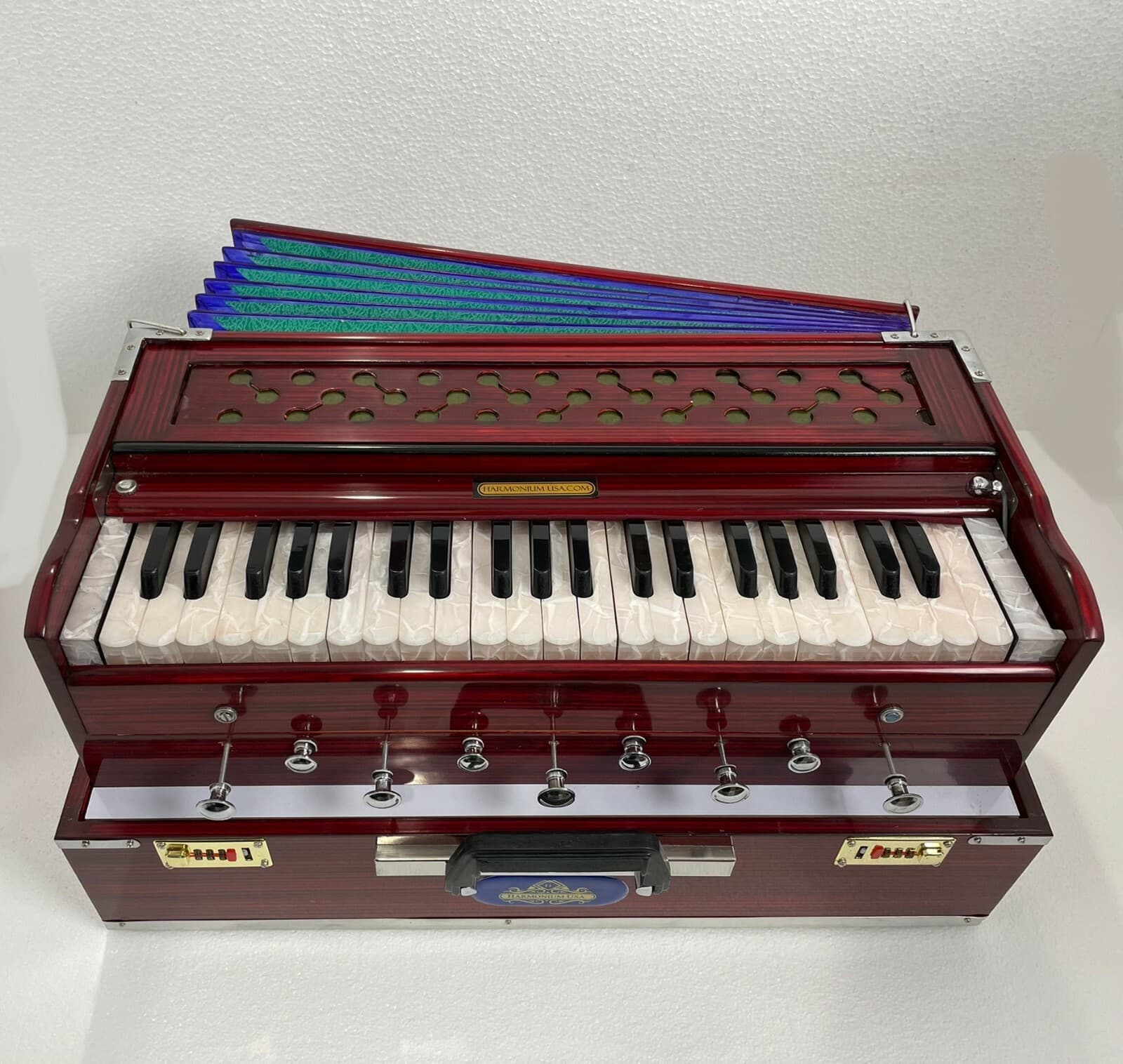 RED HARMONIUM *ITEM LOCATED IN USA. SHIPS WITHIN 24 HOURS.* *BRAND NEW*