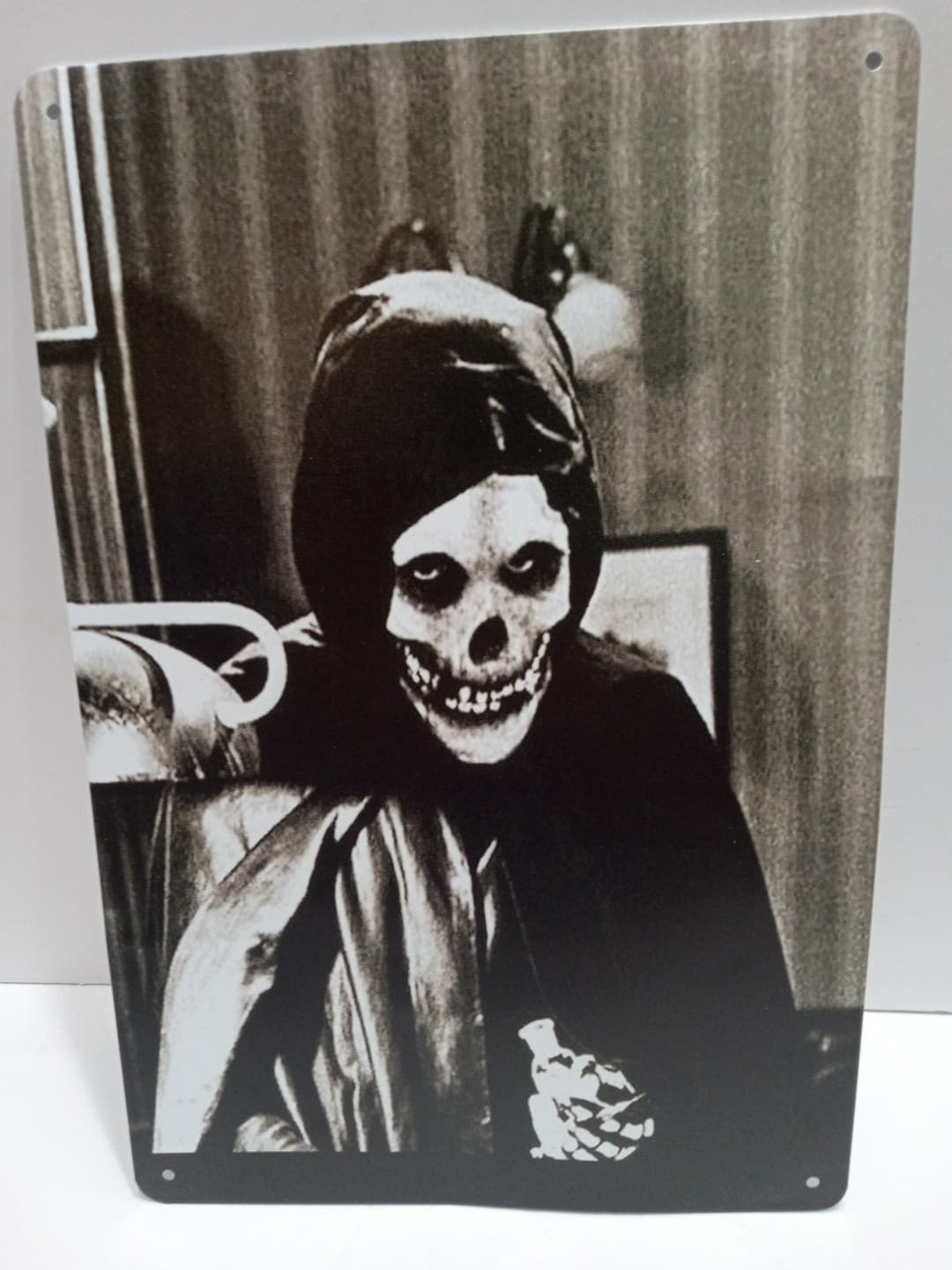 Crimson Ghost Metal Sign 12x8 Inches Wall Hanger Misfits Music Man Cave 4