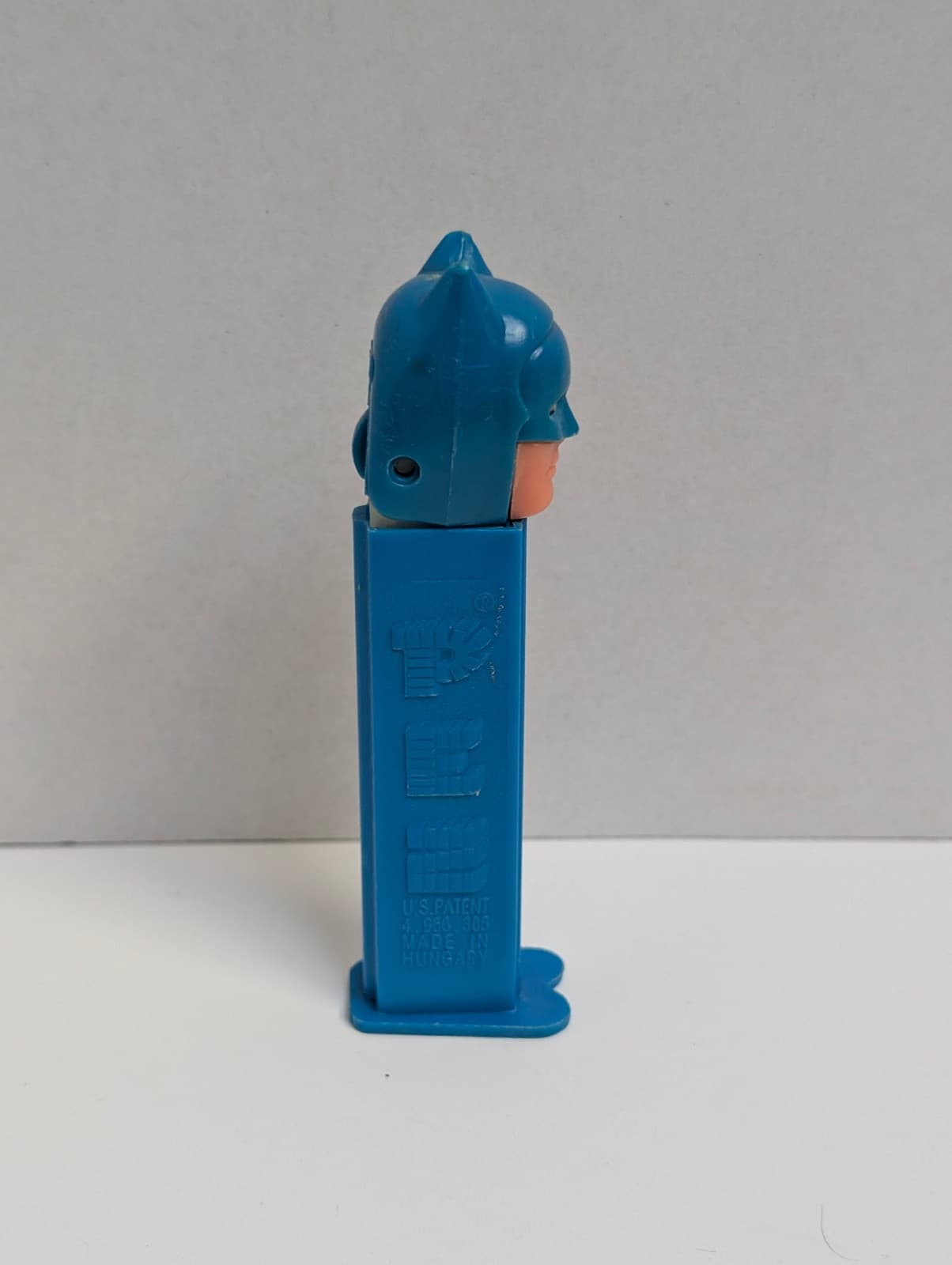 Batman Pez Dispenser 1985 Blue Yugoslavia VTG DC Comics 2