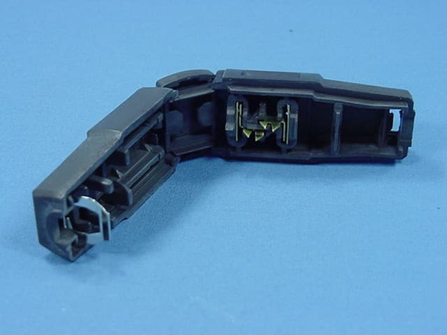 Leviton 321 15A Side Mount Right Angle Easy-Wire Plug 1-15P Non-Polarized Bulk 3