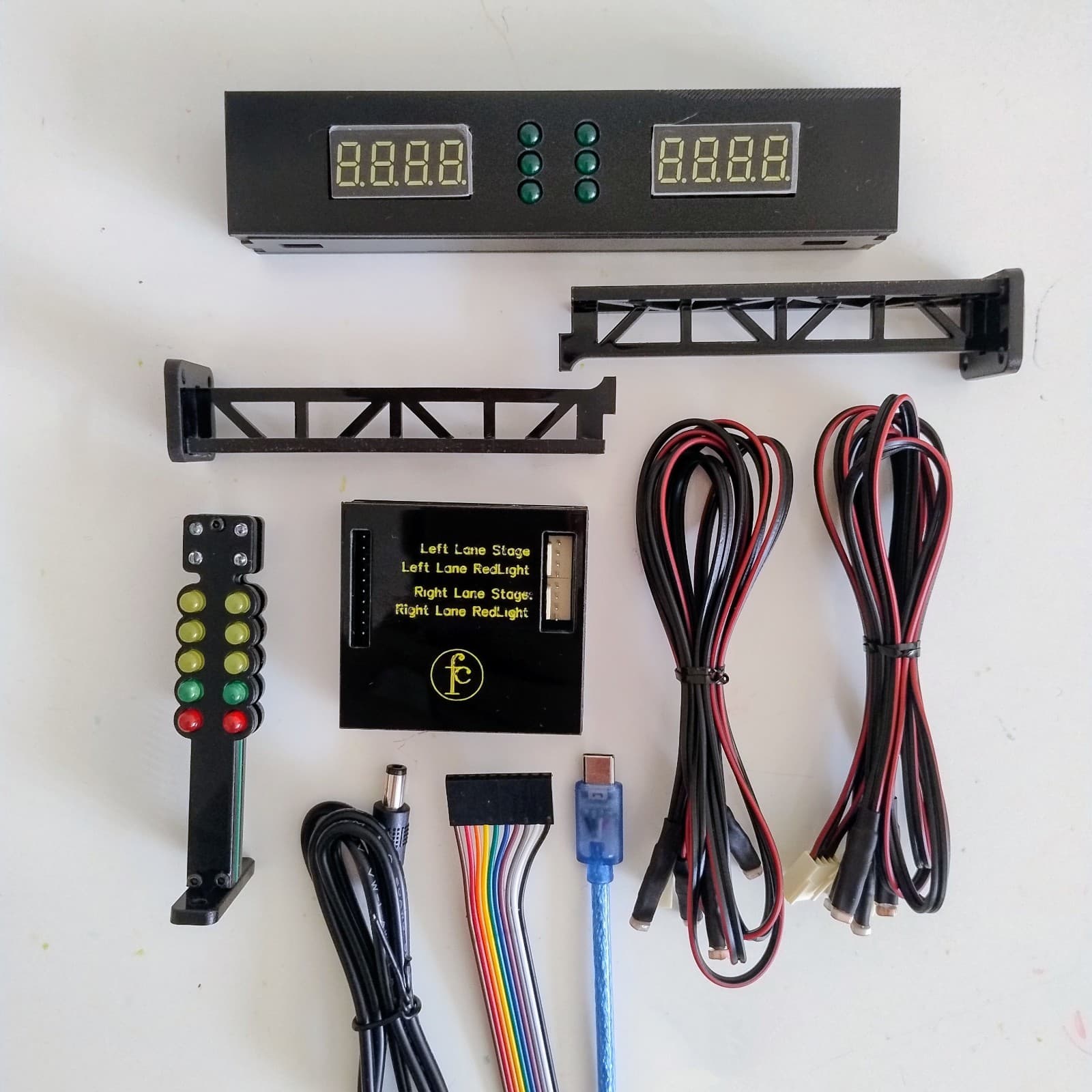 Slot Car Drag Racing System. (Sportsman's Tree) All Scale Compatible. 2