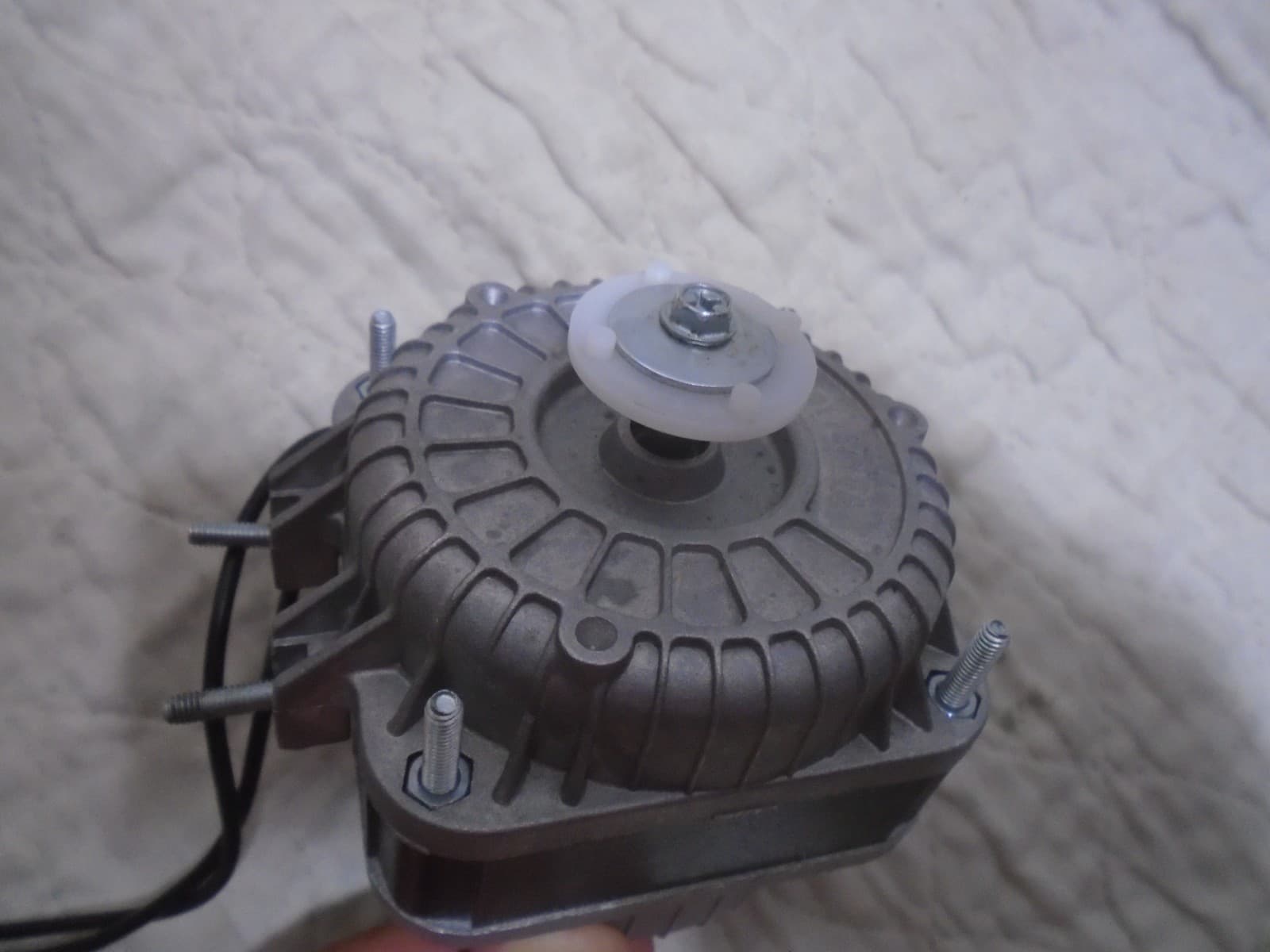 Condenser Fan Motor Part#YZF10-20 10/55W 120V 60Hz 0.80A 1550 r/min Weiguang 4