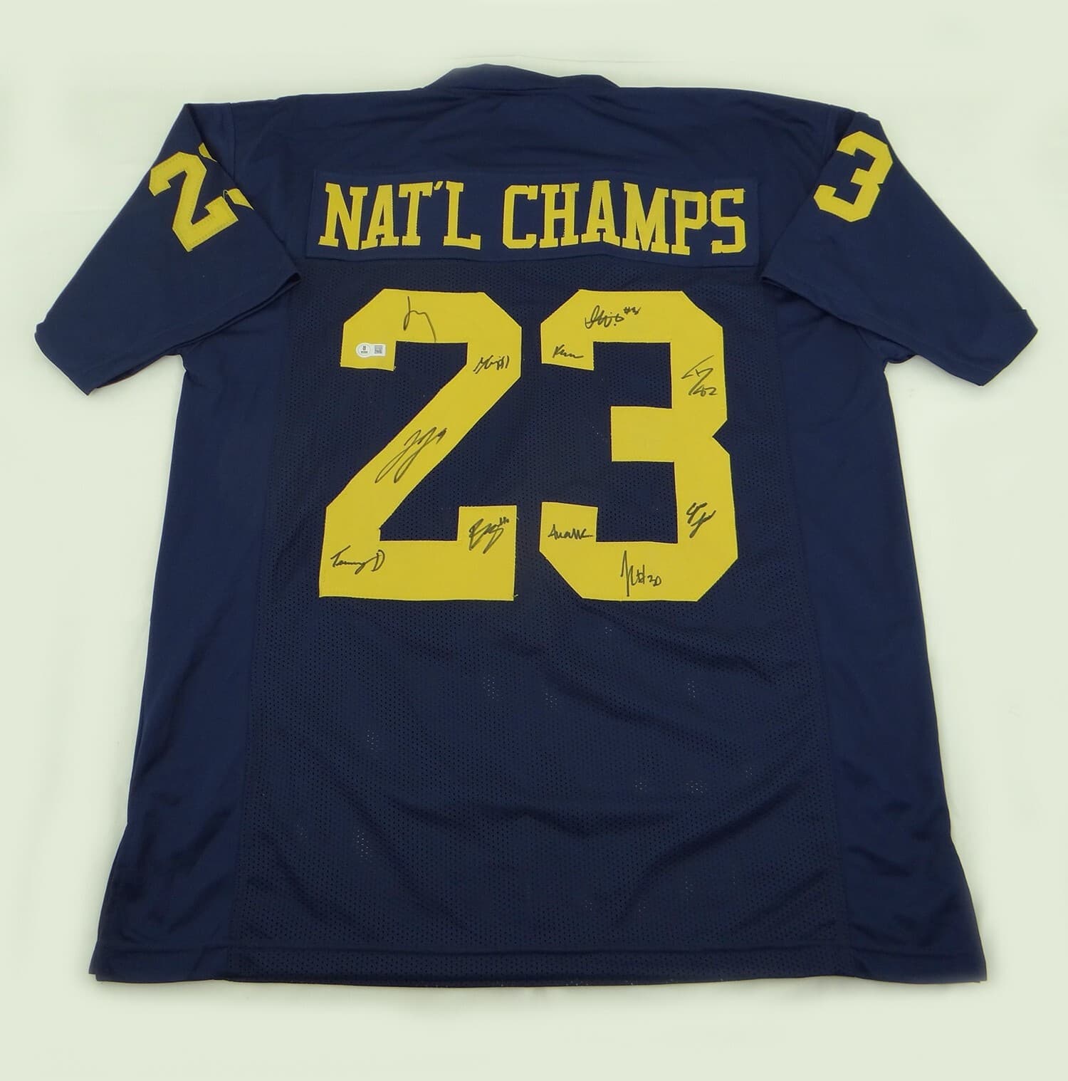 2023 Michigan Wolverines Team Signed Jersey JJ McCarthy & 12 Others w/BAS COA 2