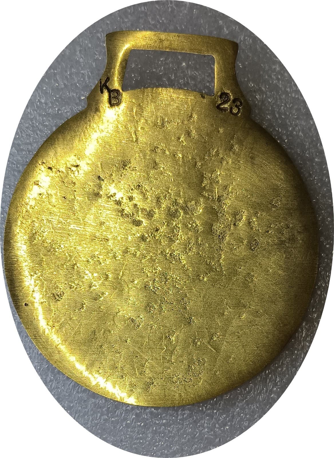 V.E. DAY - 80 YRS COMMEMORATION  - NEW - Limited edition horse brass (N8111) 2