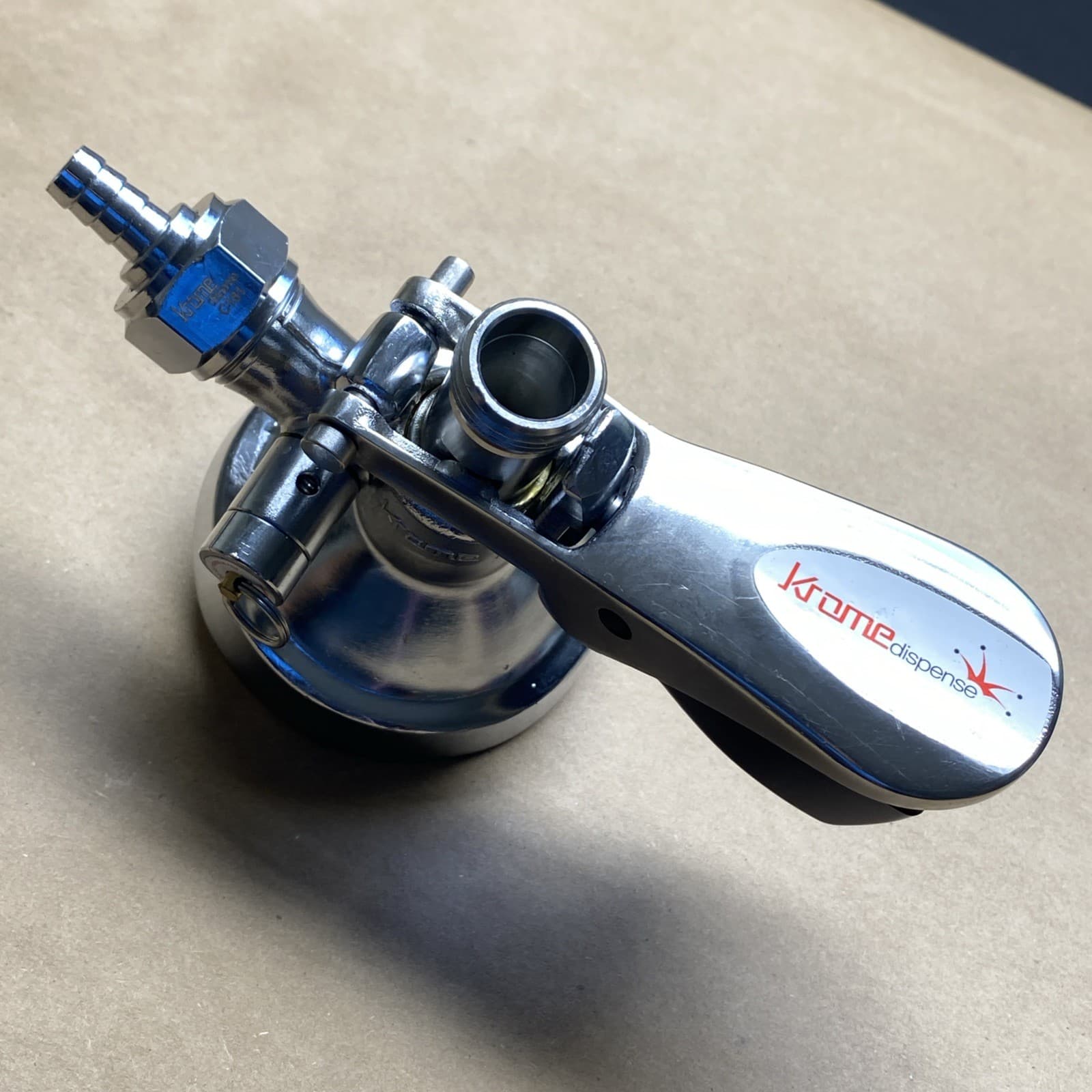 A SYSTEM KEG COUPLER - GERMAN SLIDER STYLE FITS HOEGAARDEN WARSTEINER PAULANER 2