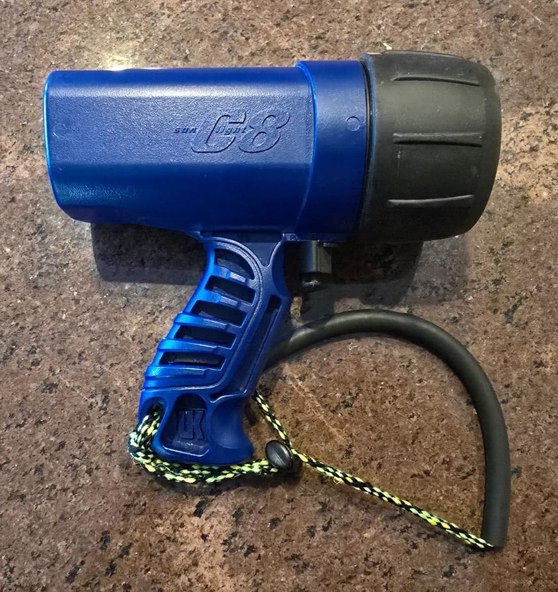 UK Underwater Kinetics C8 Sunlight Xenon Dive Light in Blue 4