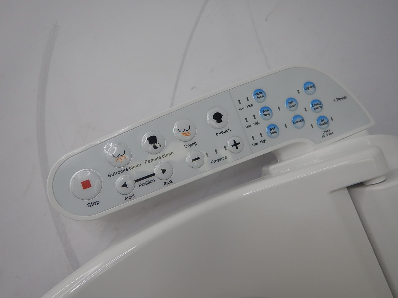 KERDE US-08B - P30L Oval Electric Bidet Toilet Seat, White 6