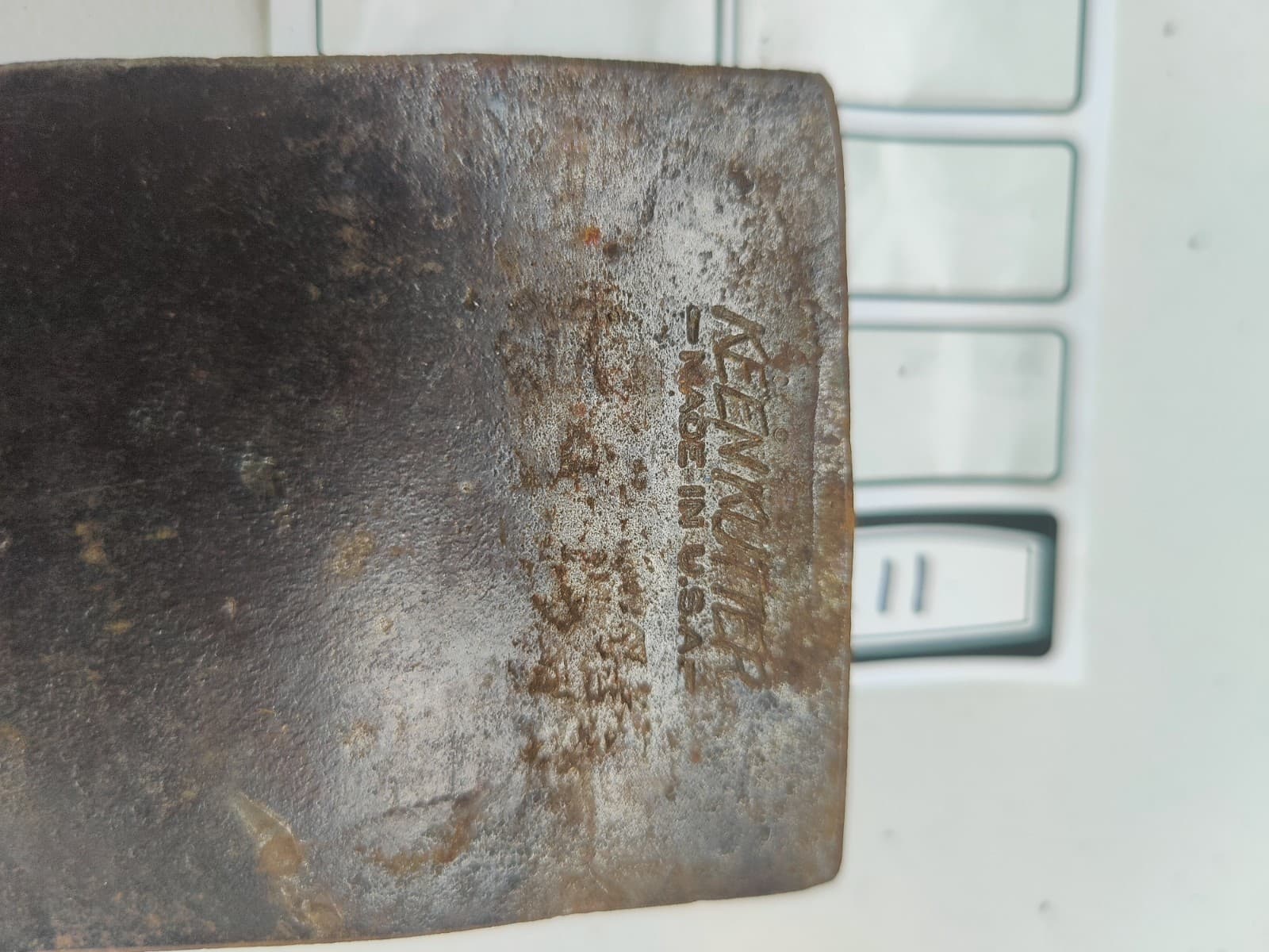 Vintage Keen Kutter Axe Head – Made in USA – 2 lb 14.8 oz – Embossed Pattern 2