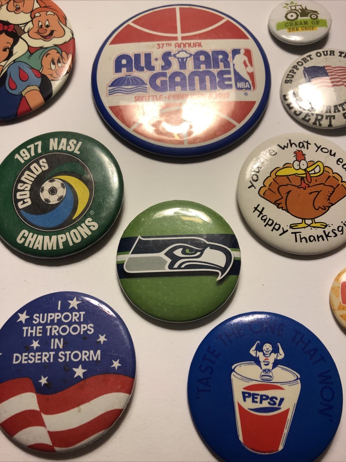 Pins Buttons Vintage To Now Lot As Is, As Seen, Seattle Pepsi Disney Spider-Man 3