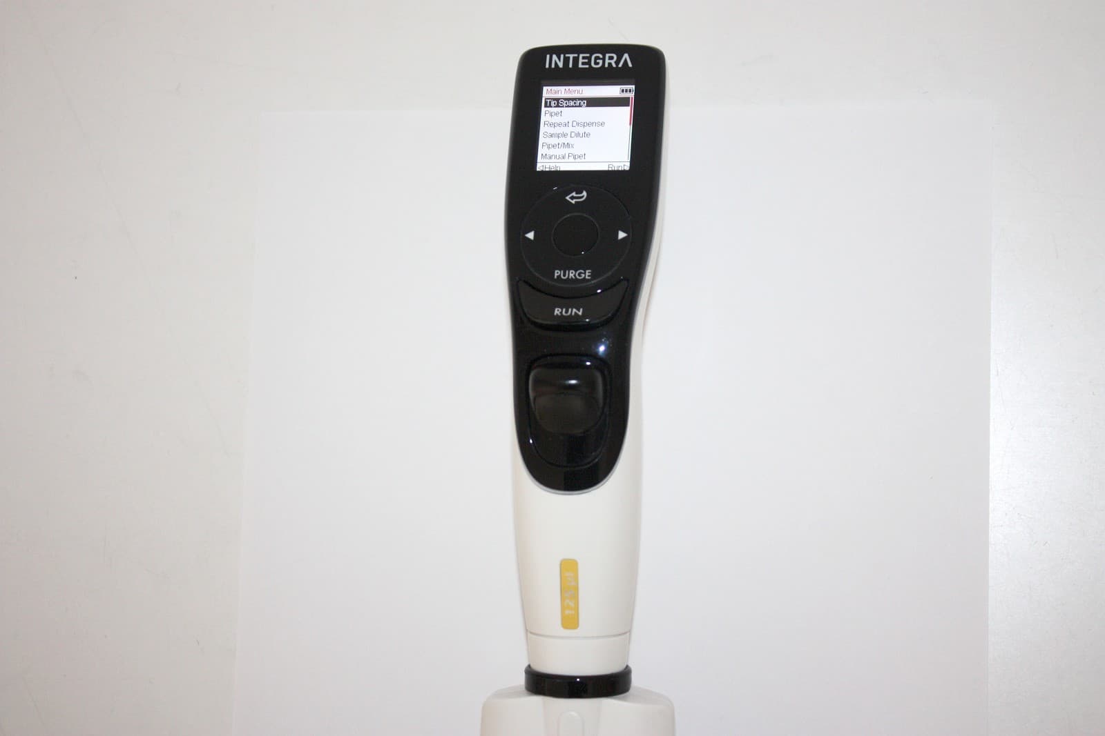 Integra Biosciences VOYAGER 4722 Electronic Pipette, 8 Channel, 5-125ul CAL'D 6