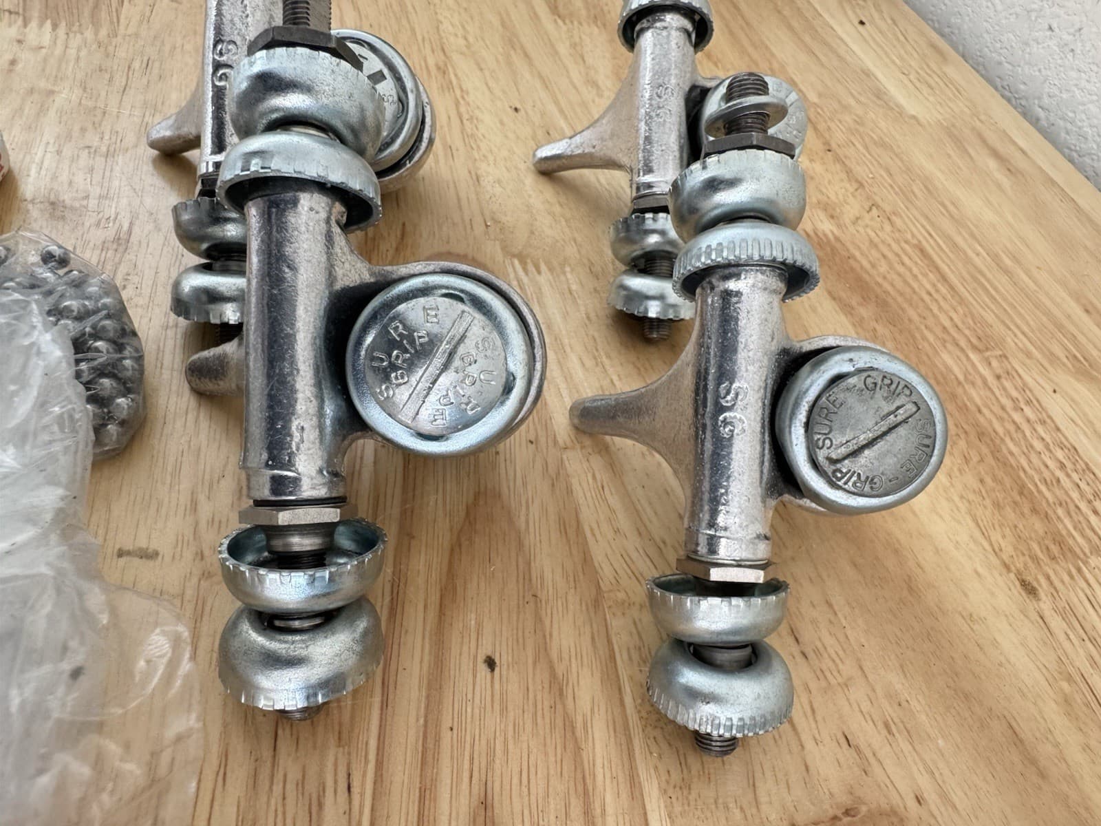 Sure-Grip Vintage Style Trucks Set of 4 4