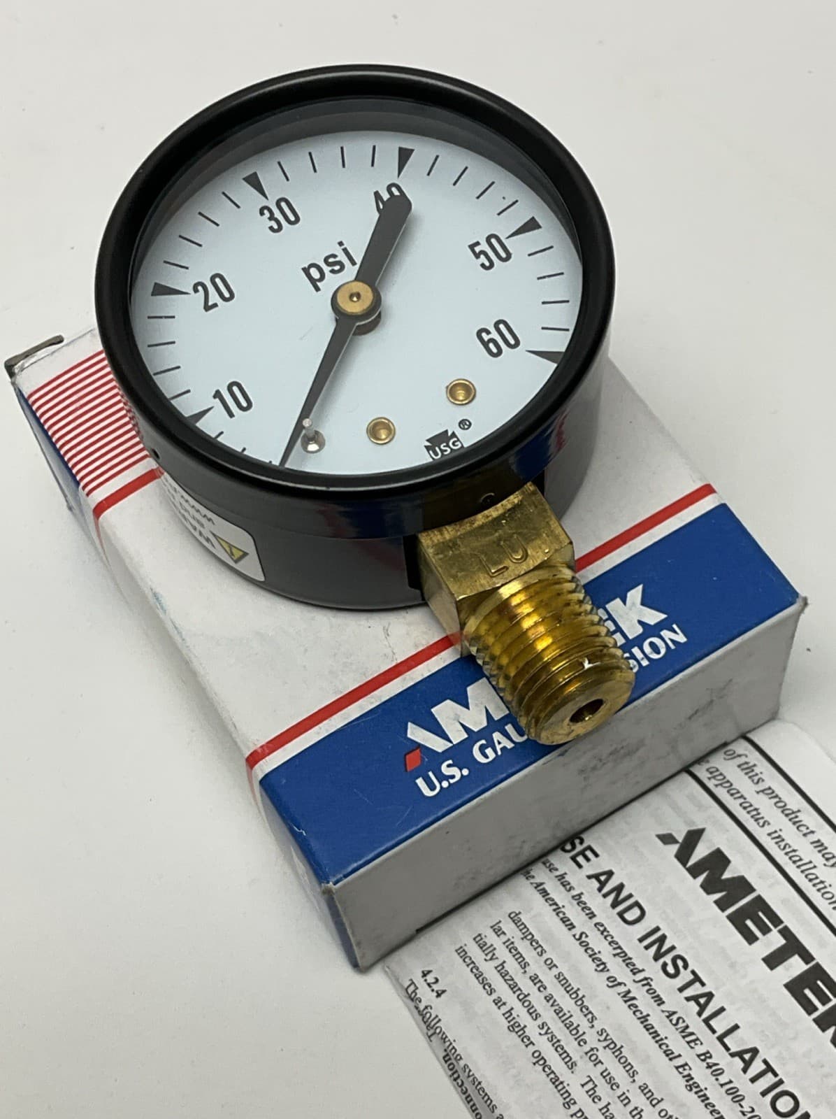 Ametek USG 163269 0-60 PSI Pressure Gauge 2" 1/4" NPT, Brass Lower Middle