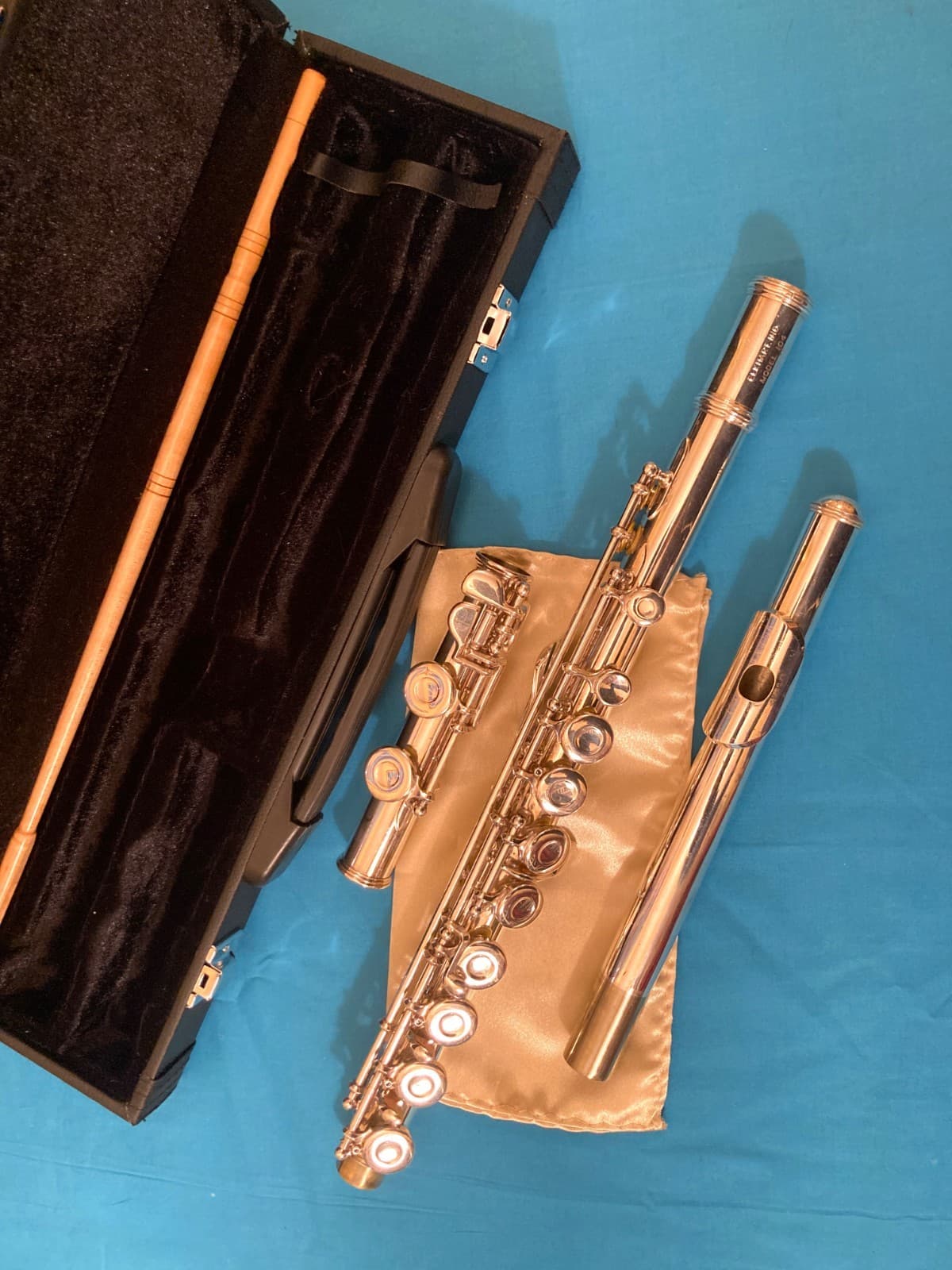 Armstrong Model 104-Student Flute-Overhauled-Made in USA c.1970-with New Case! 2