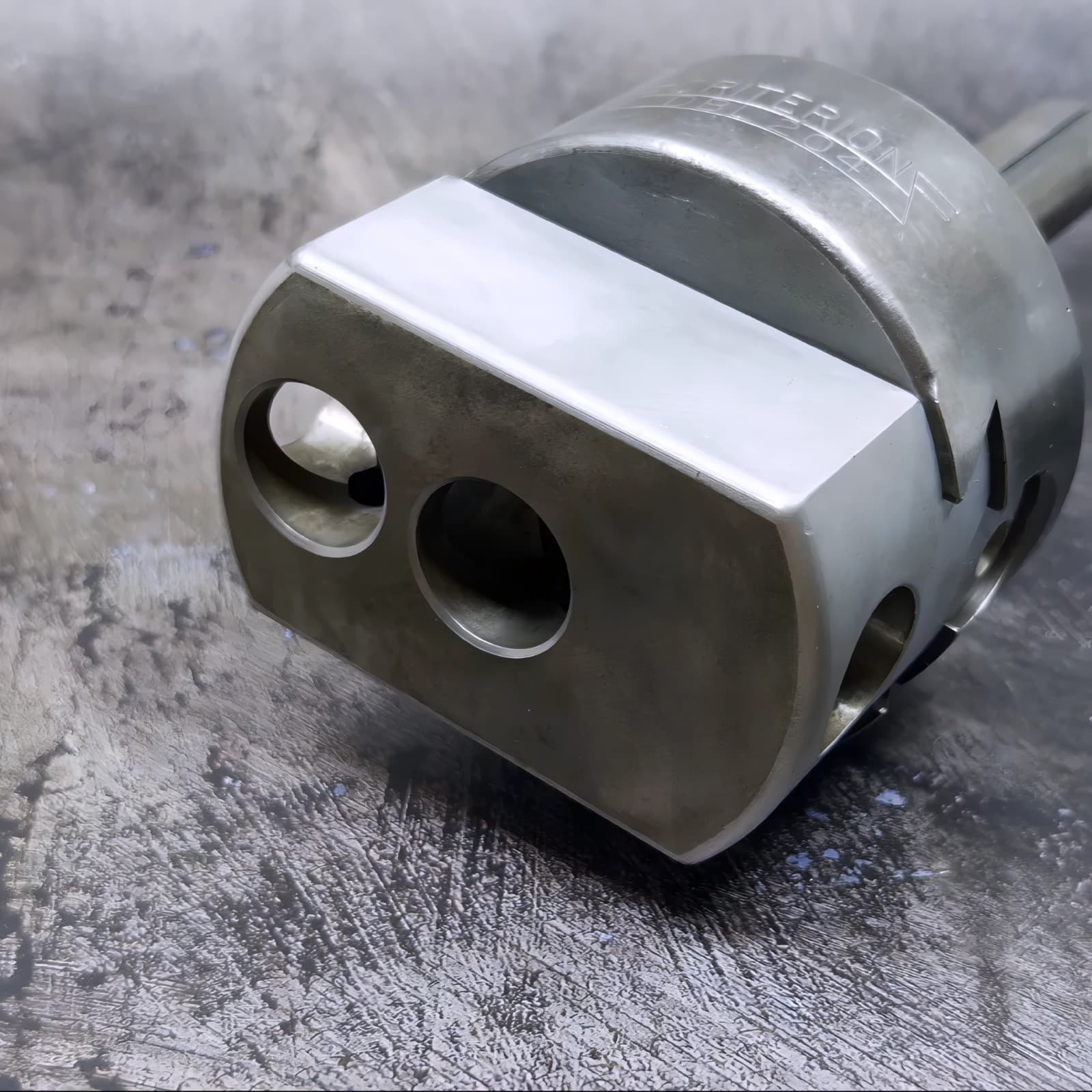 CRITERION 1" BORING HEAD - DBL-204 - R8 SHANK 3