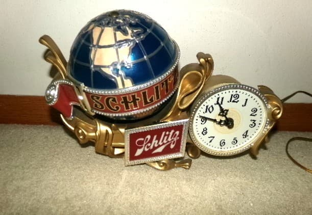 SCHLITZ lighted MOTION MOVING revolving lighted globe & clock sign