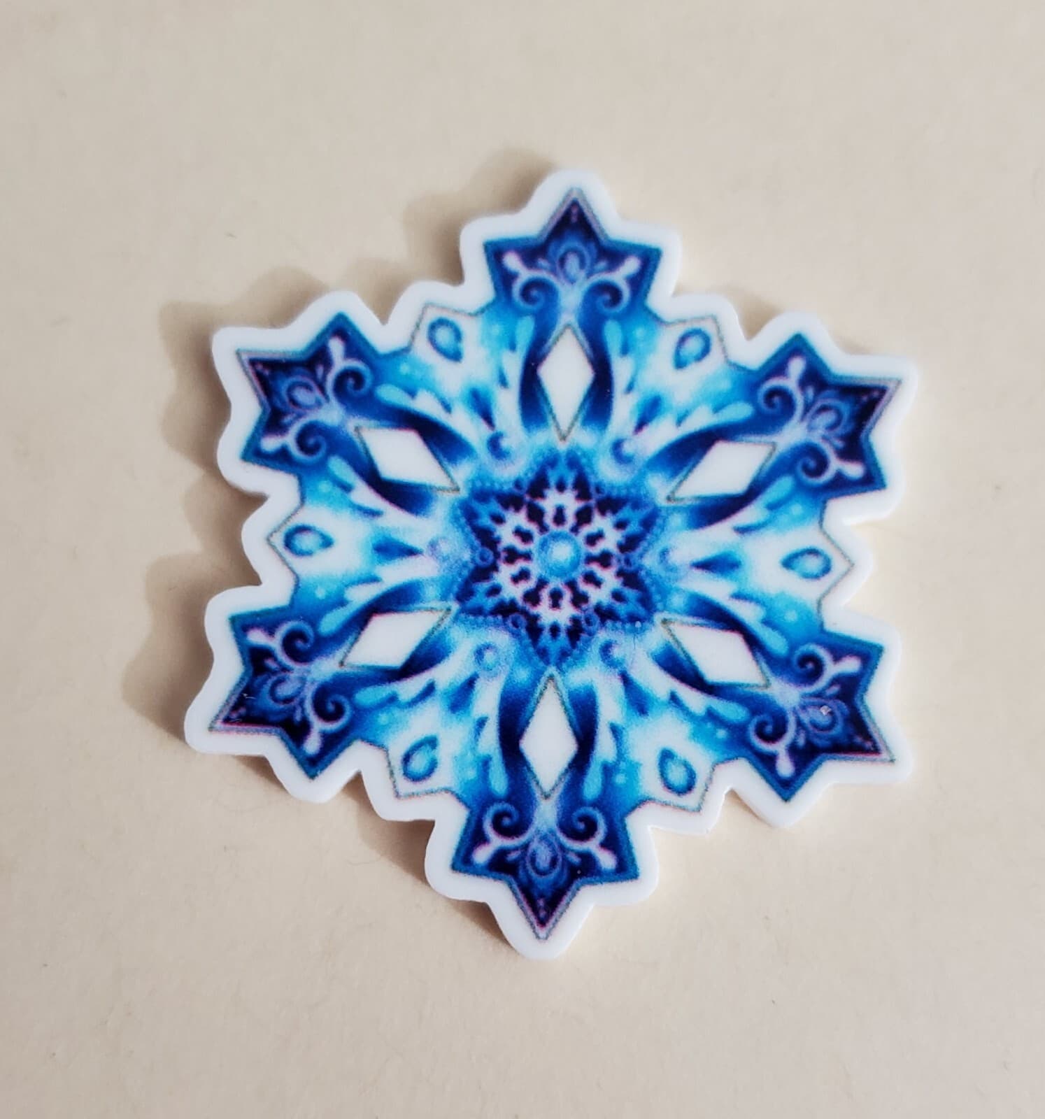Pretty Snowflake Magnetic Needle Minder Cross Stitch Embroidery | Cover Holder