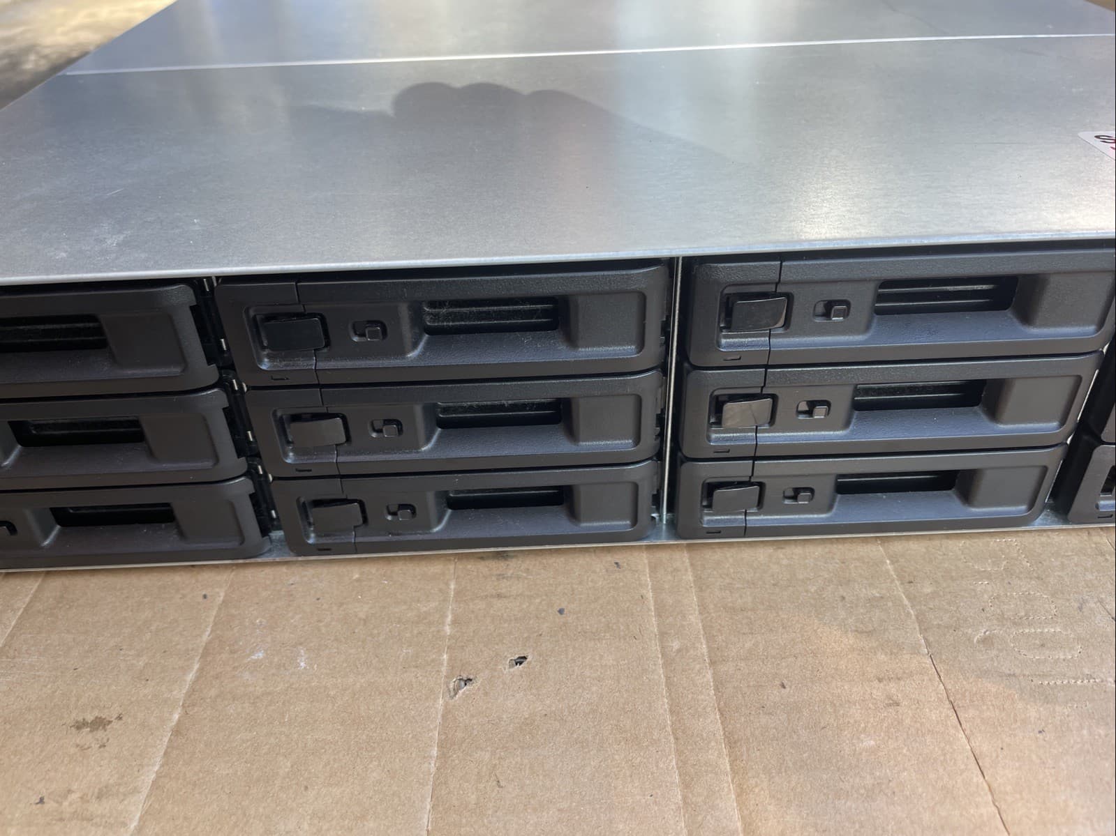 Synology Rack Expansion Unit RX1217 *No HDD* With Trays And Rack Rails 4