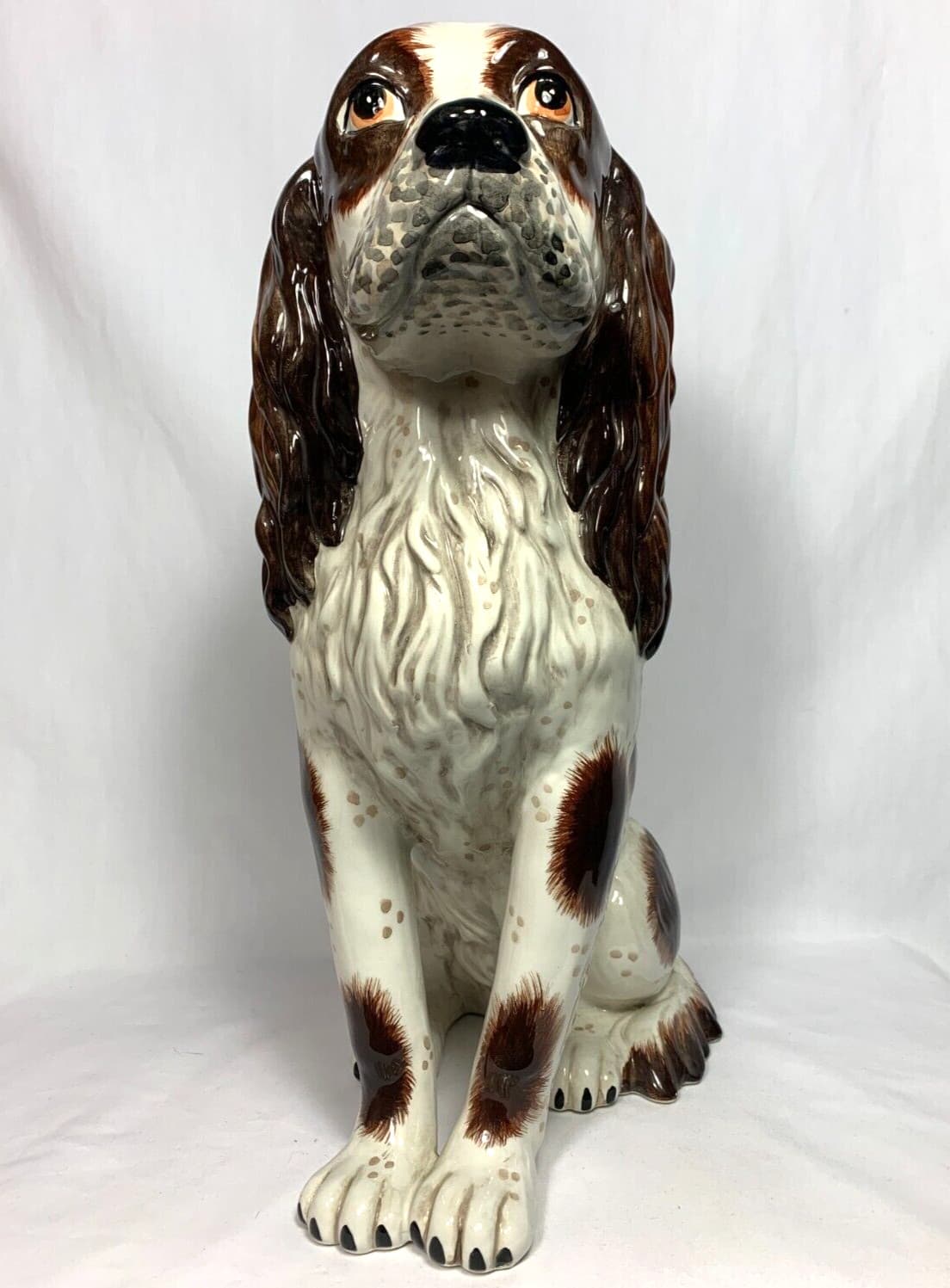 Large English Springer Spaniel Dog Figurine Sitting Patiently 17"