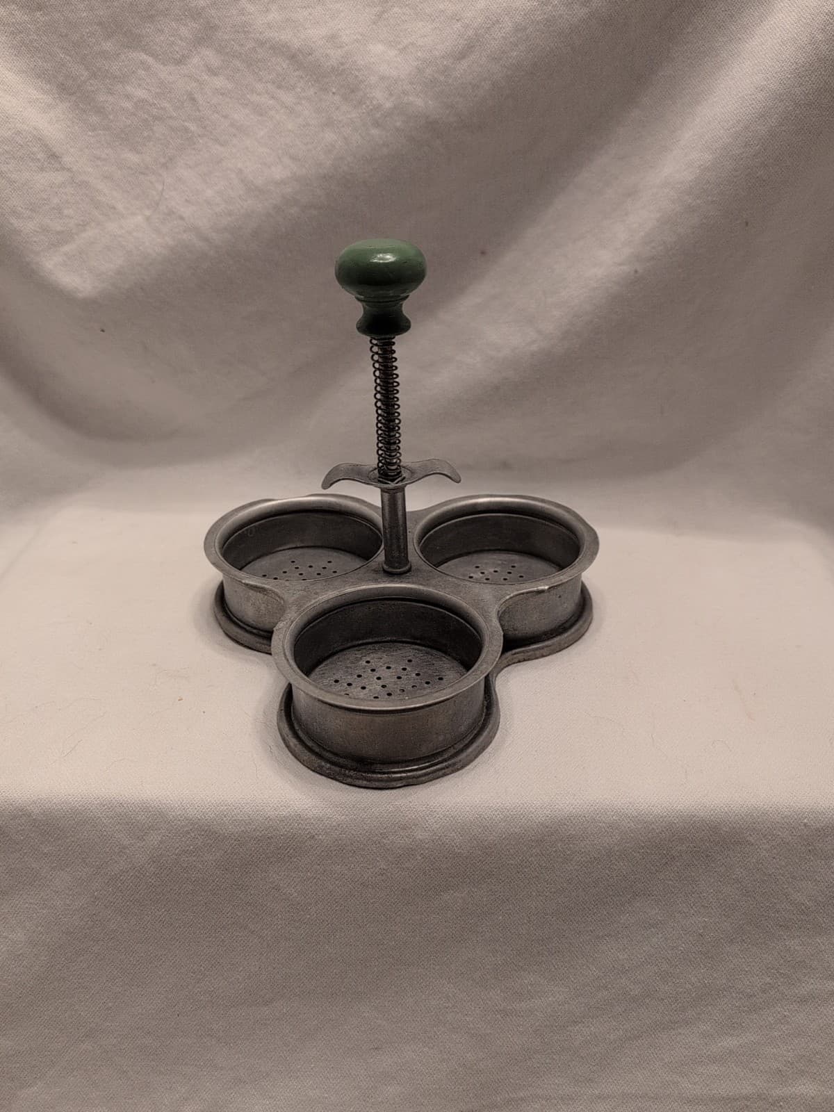 VINTAGE EGG POACHER WITH GREEN NOB