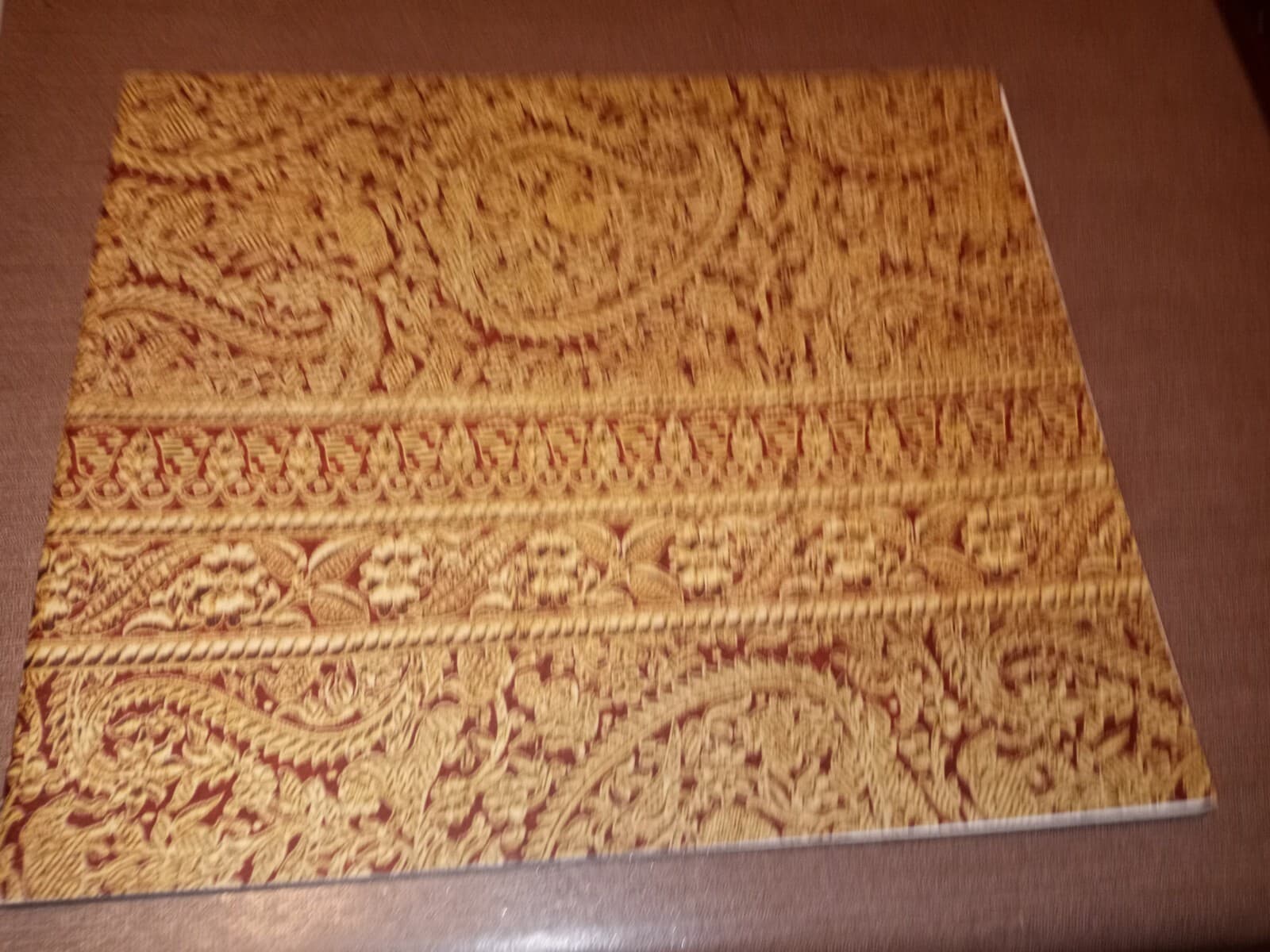 1961-62 CADILAC  SIXTY-TWO: 16 PAGE CAR DEALER SALES BROCHURE 2