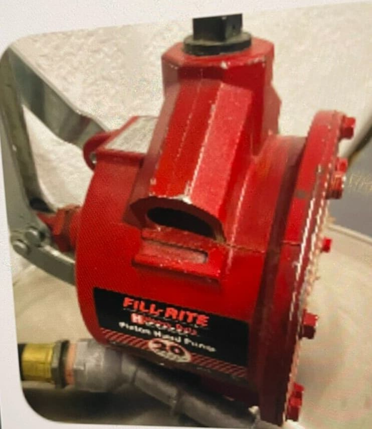 FILL-RITE Piston Hand Pump w/ Hose FR152 Series 5200 20 Gallons Per 100 Srokes 4