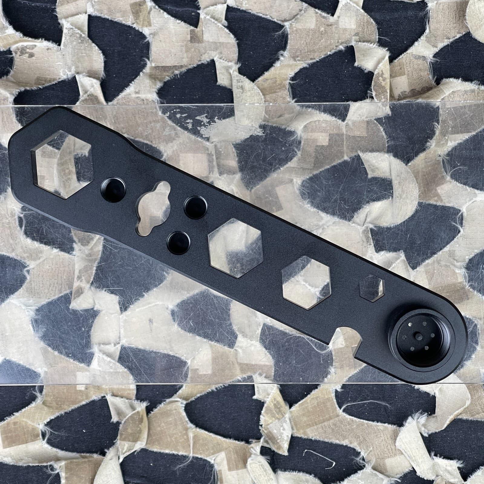 NEW Core Universal Regulator Multi Tool - Black 3