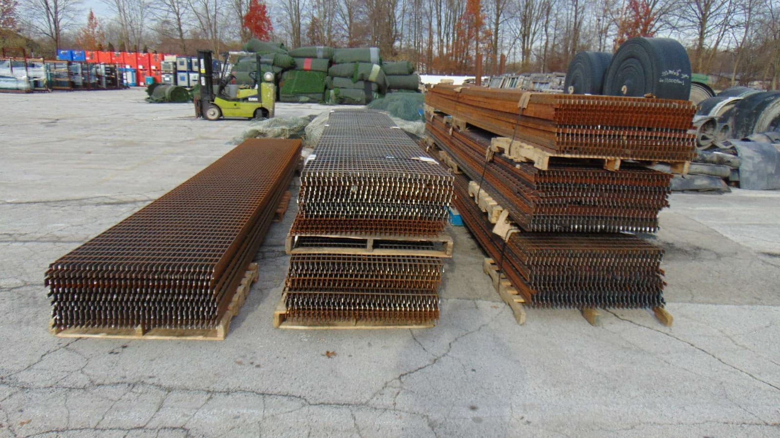Steel Grating - Rusty - 35-3/4" x 23' x 1" - Platform, Mesh, Floor, Metal, Bar 4