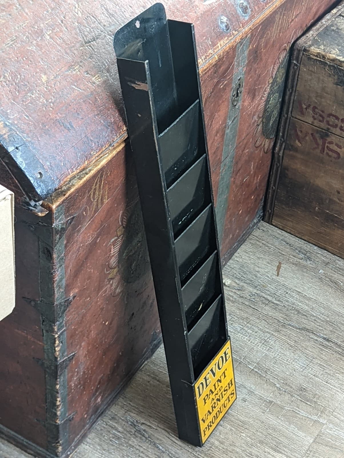 Original DEVOE PAINT Advertising Metal Store Display Rack Sign for Samples 4