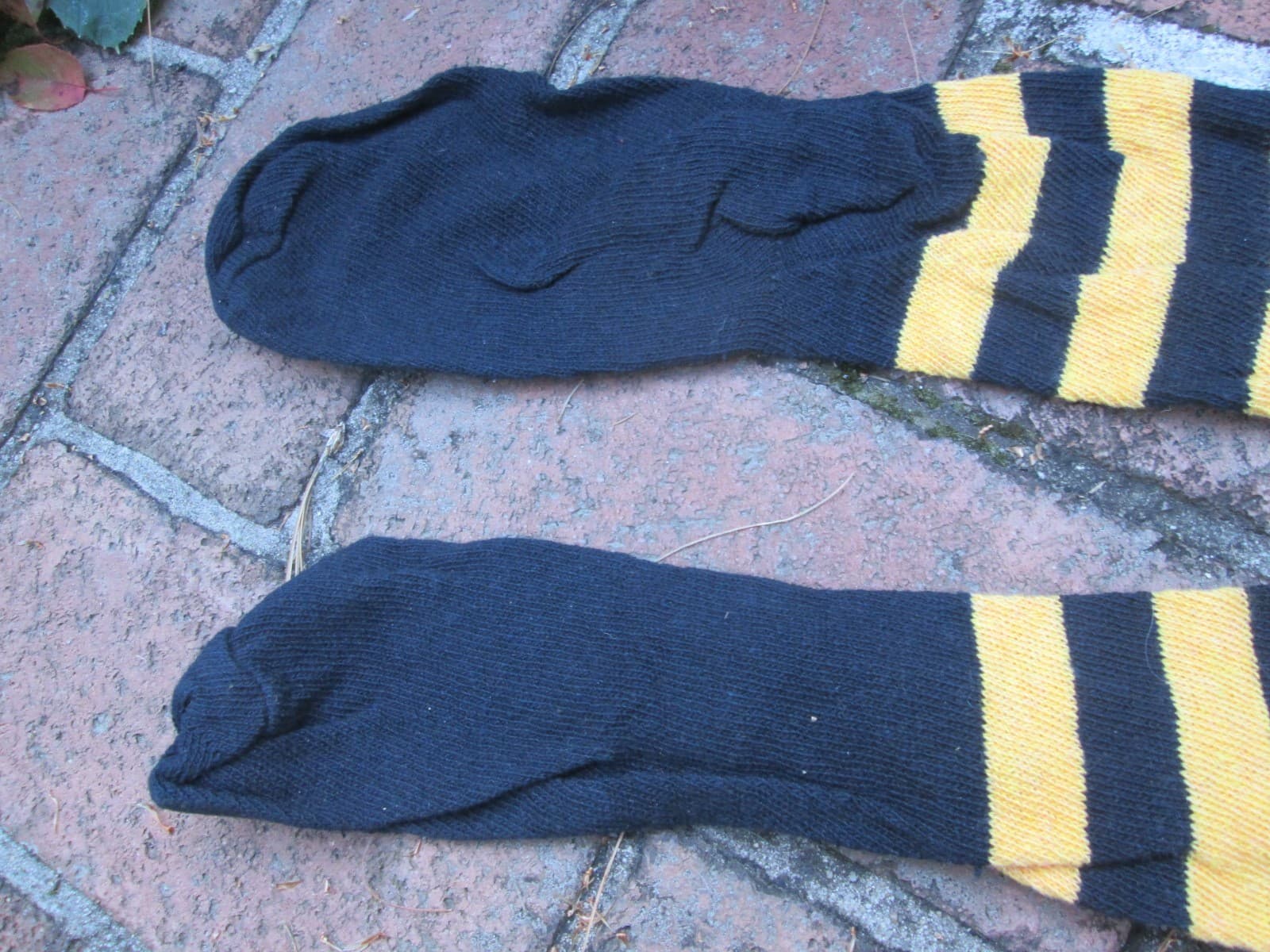 REENACTOR COLONIAL REV WAR 18-19TH C STOCKING STRIPED YELLOW BLACK COTTON PIRATE 3