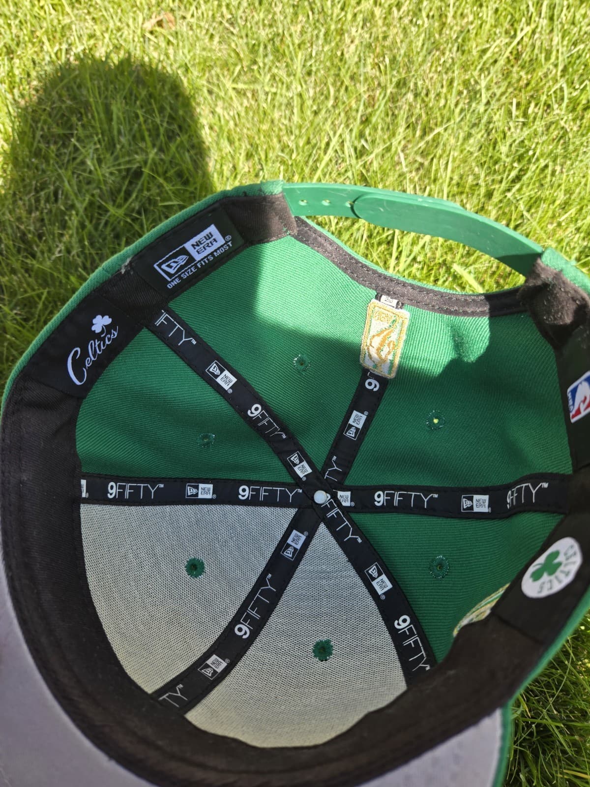 NBA Boston Celtics Adjustable Snapback New Era Shamrock Green  4