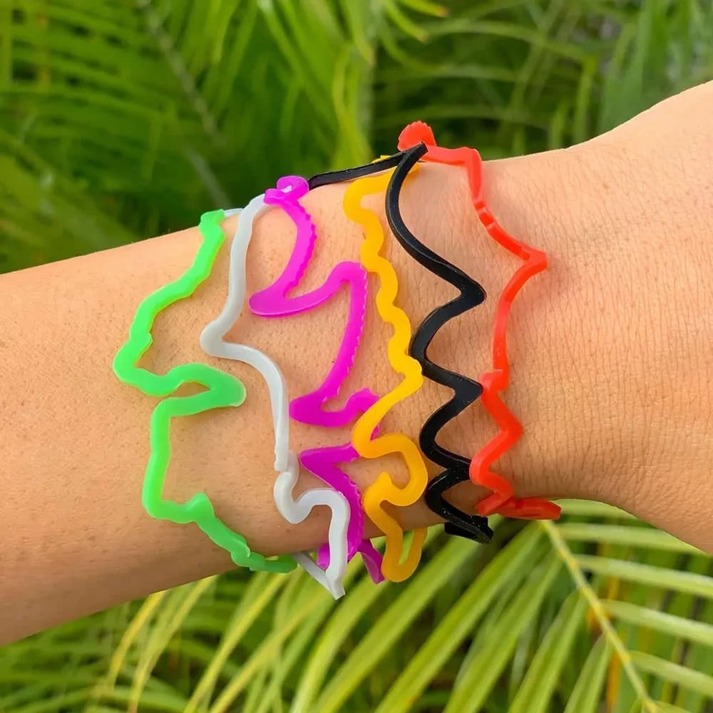 Sillybandz Halloween 24 Pack Shaped Silicone Bracelets NEW 4
