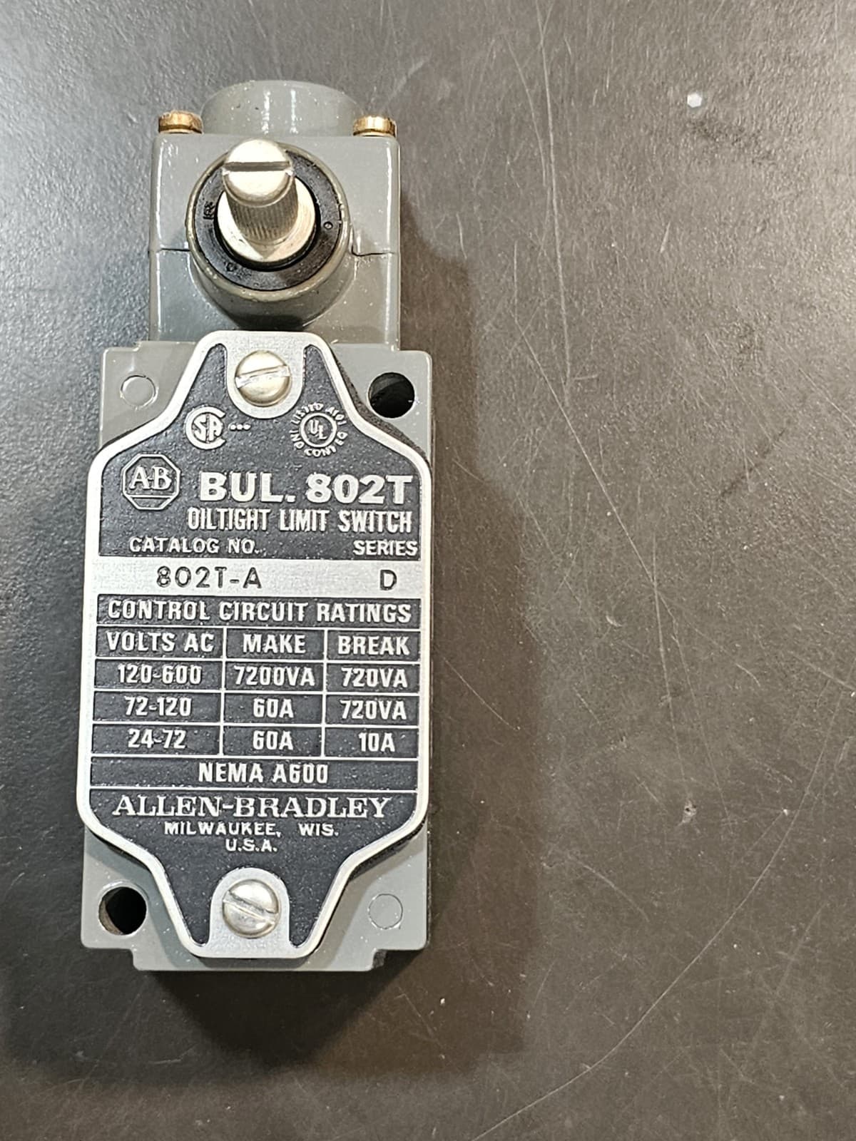 Allen-Bradley 802T-A Oil Tight Limit Switch 5