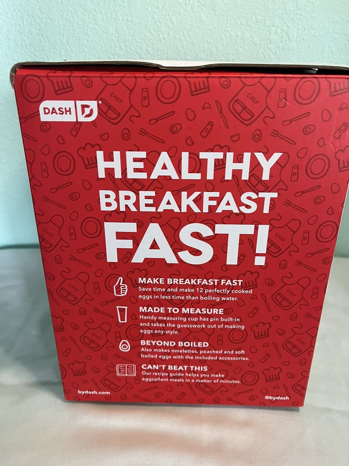 DASH Deluxe Rapid Egg Cooker for Hard Boiled, Poached, Scrambled Eggs, Omelets 2