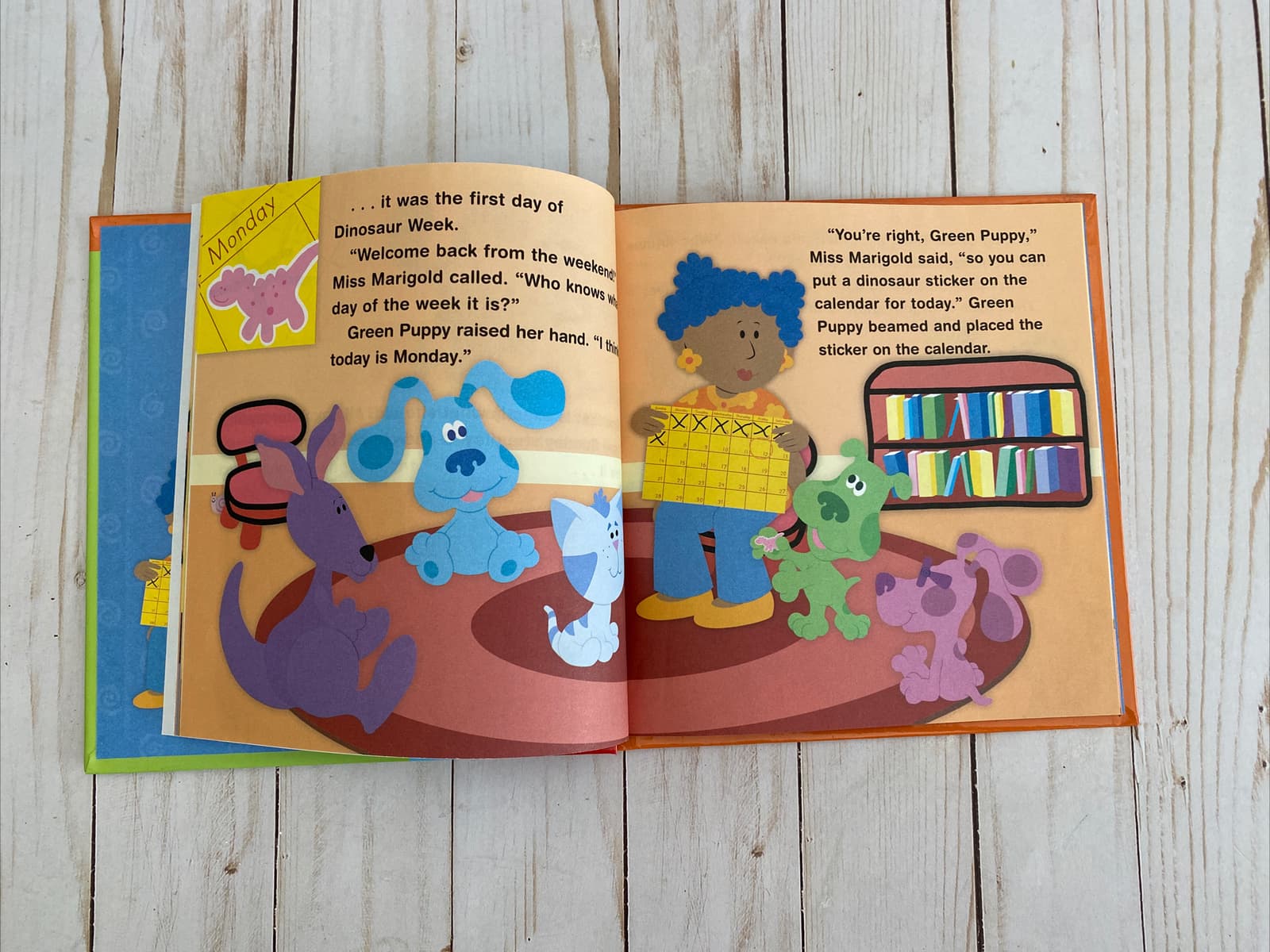 Blues Clues 3 Books Coloring Book + Dinosaur Week Countdown + Backyard Mystery 6