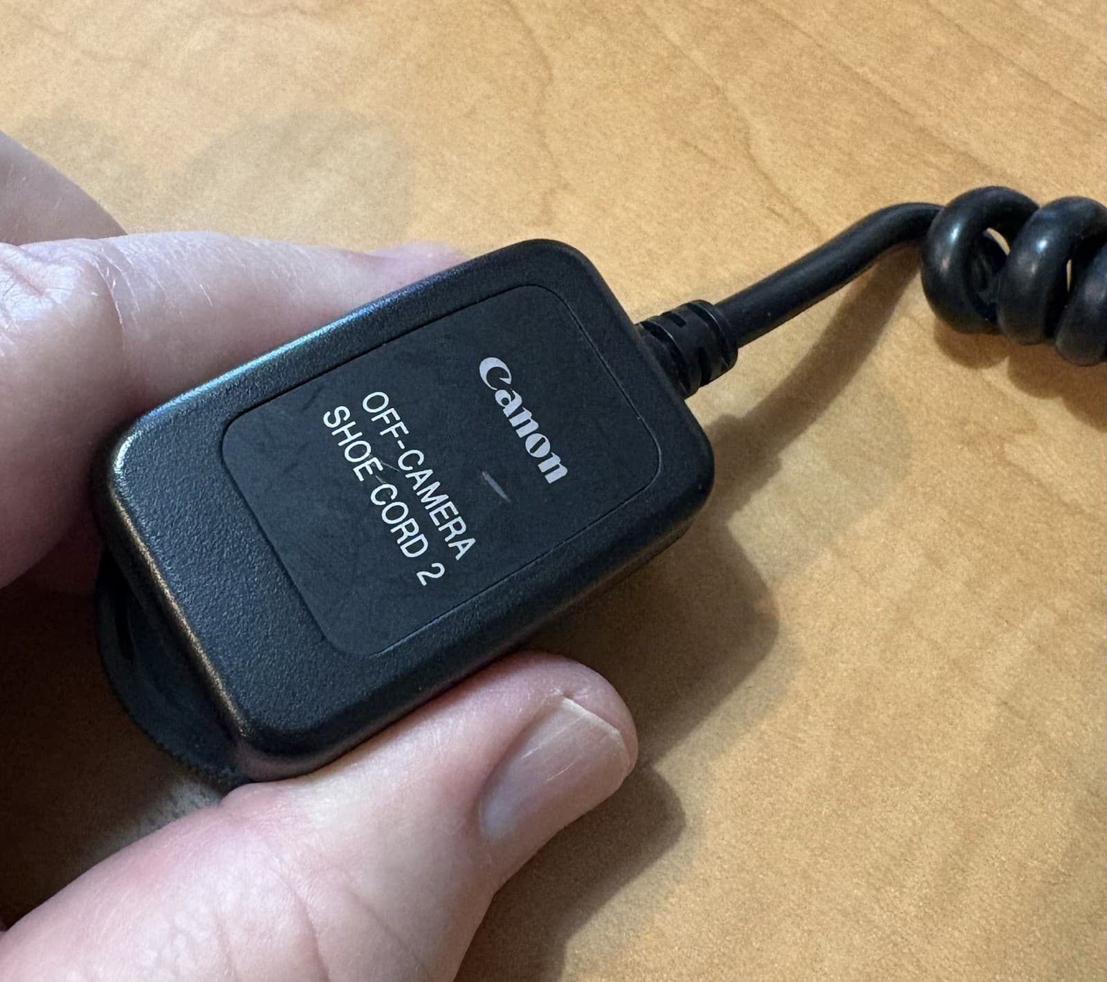 CANON OFF-CAMERA SHOE CORD 2 for EOS Film cameras with any Canon A-TTL Speedlite 2