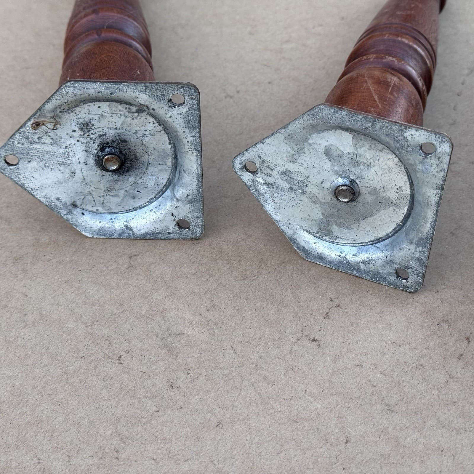 4 Vtg 9” Mid Century Wooden Turned Tapered Furniture Legs Stool w Brackets 4