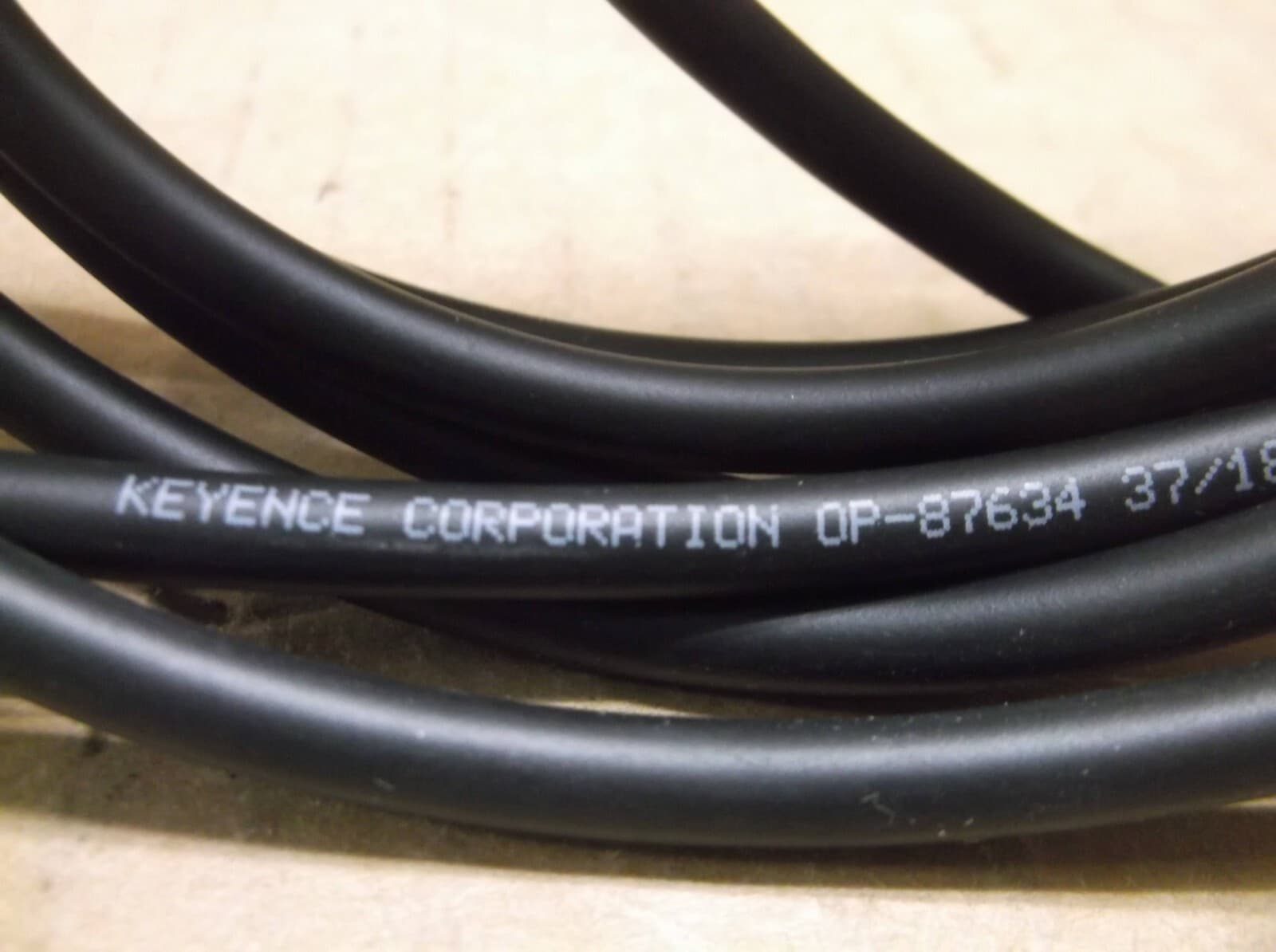 OP-87634 Keyence Switch Sensor Cable Cordset OP87634 4