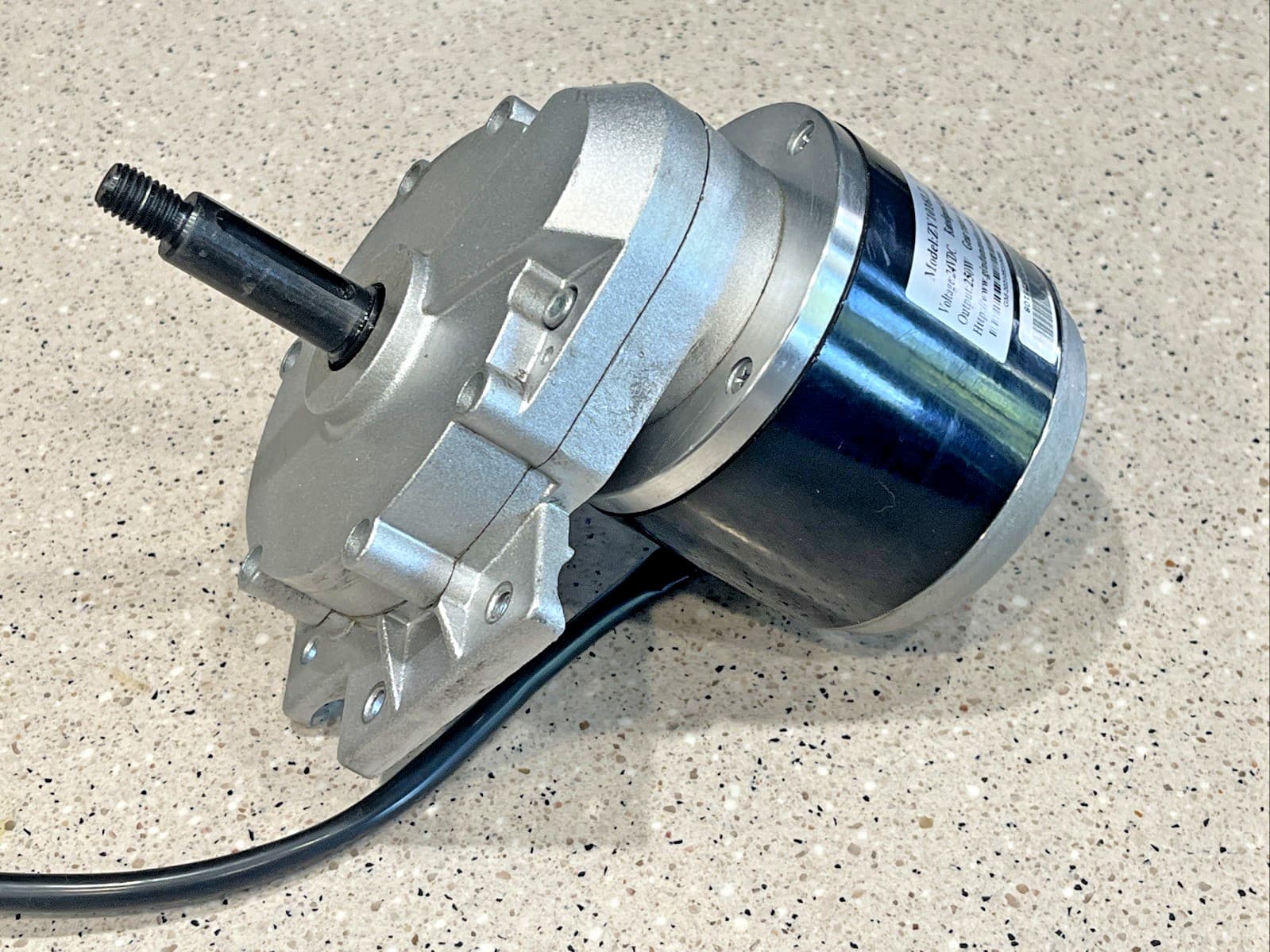 ZY1016LZ Right Side Foldable Wheelchair DC Drive Motor 24VDC 250W 1800RPM 16.5:1 6