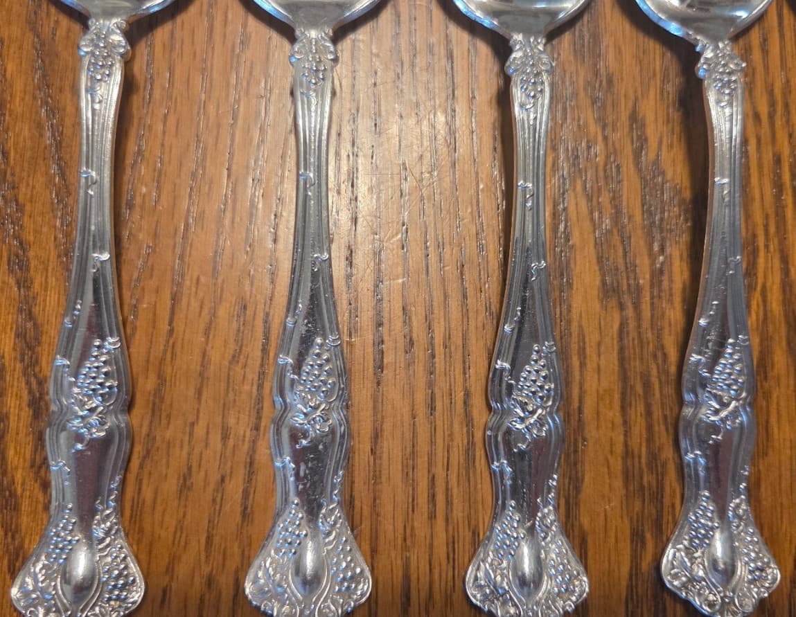 1847 ROGERS BROS VINTAGE GRAPE (1904) SET OF (6) SILVERPLATE TEASPOON 6" NO MONO 5