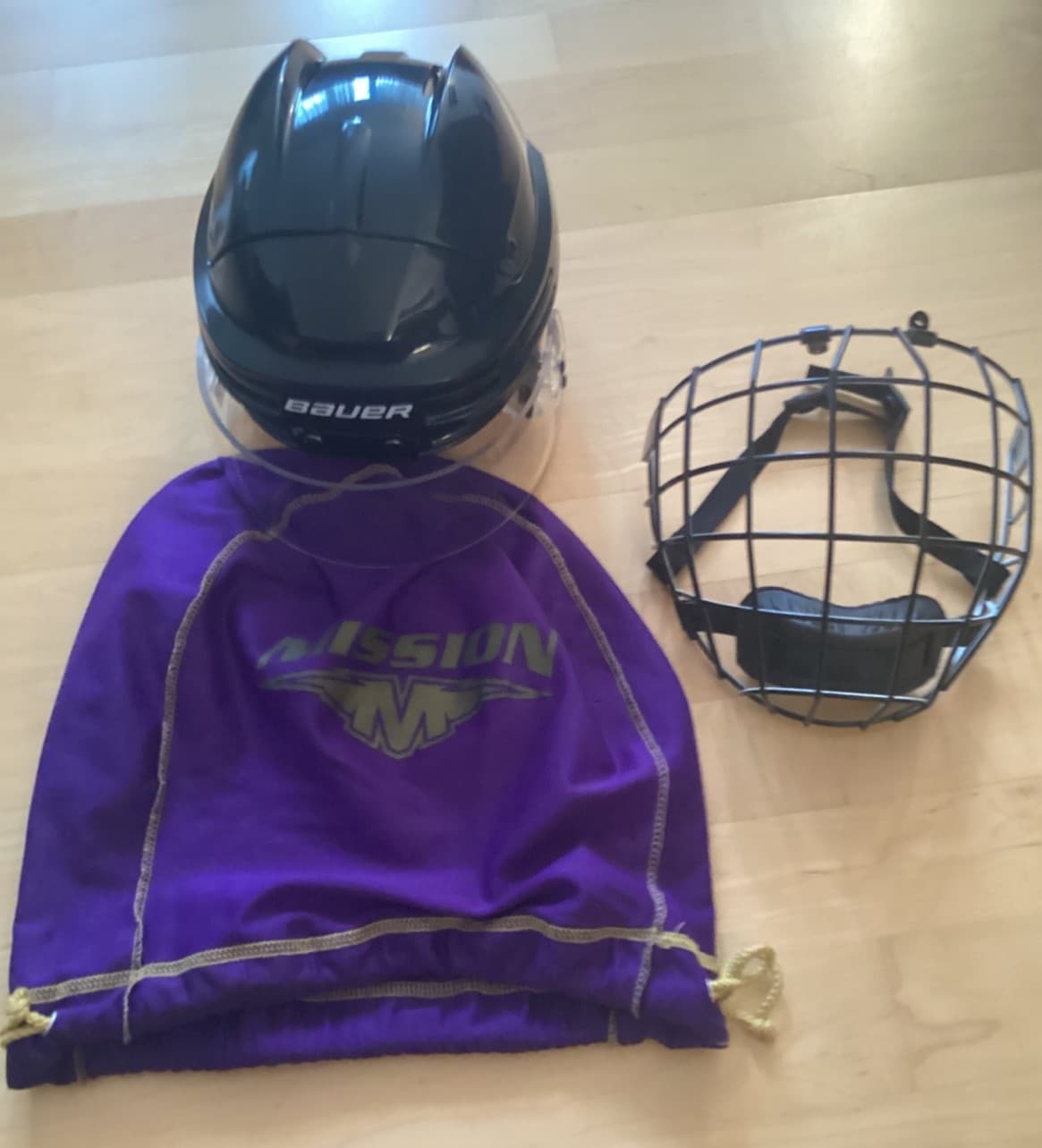 Bauer 4500 Hockey Helmet - Pro-Stock Black/Sz. Adult Sm - Oreo Cage - Helmet Bag