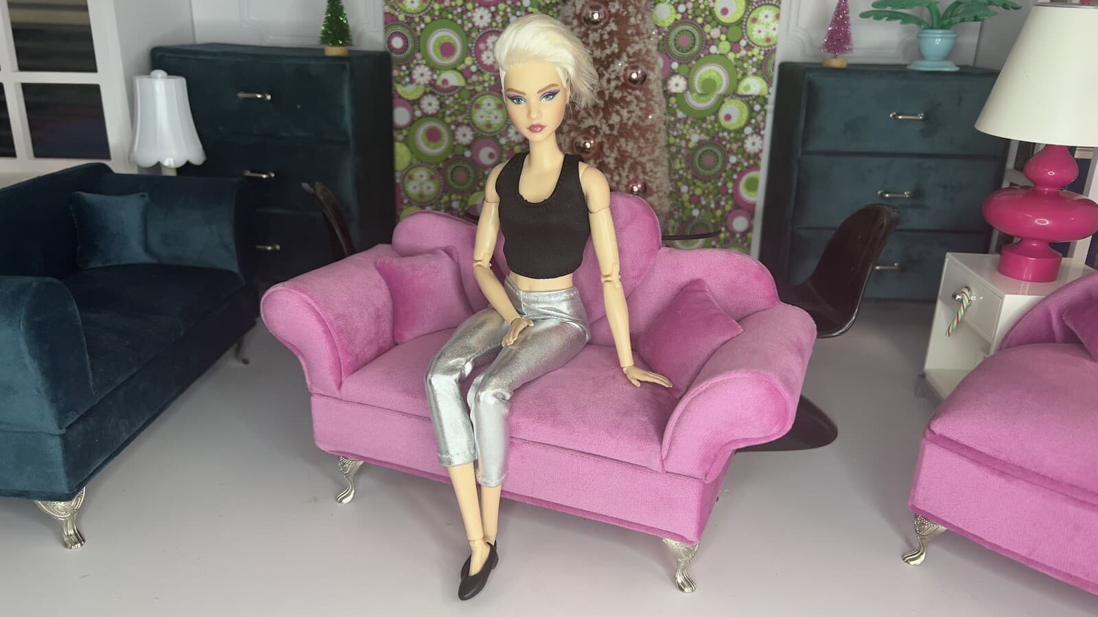 Eledoll 1:6 Dollhouse Furniture 1/6 Couch Sofa Velvet Dark Green Peacock 3