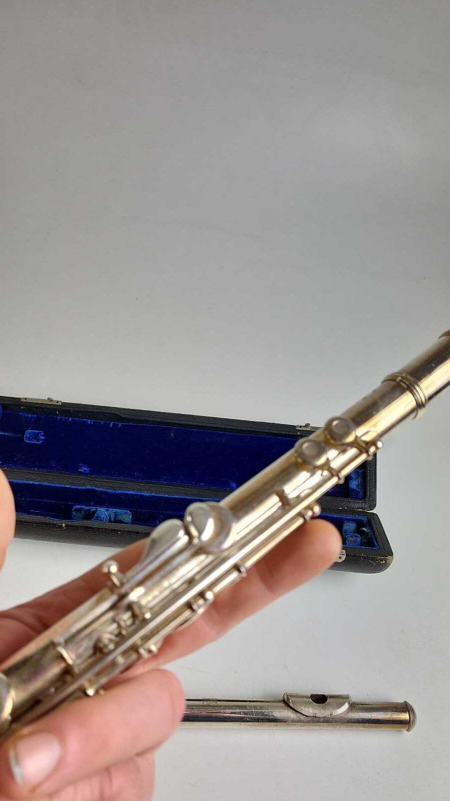 The Haynes Flute by Wms Haynes with Case 1947 Regular Model Solid Silver 6