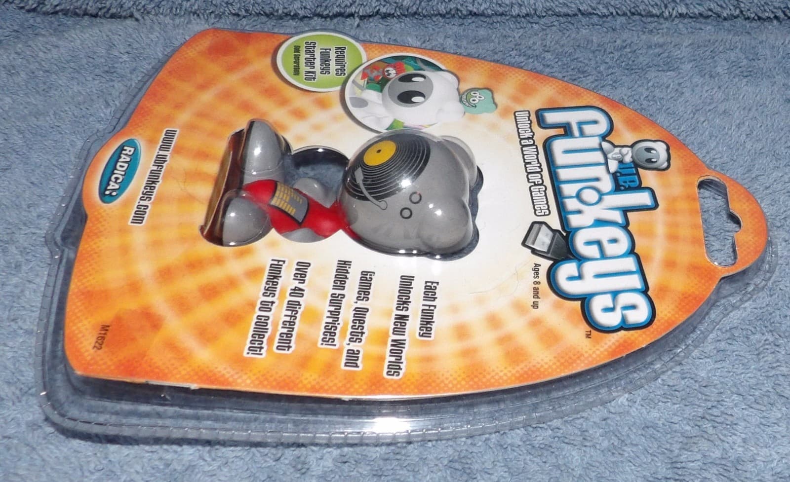 UB FUNKEYS 2007 FUNKEYS TOWN SCRATCH SET 3