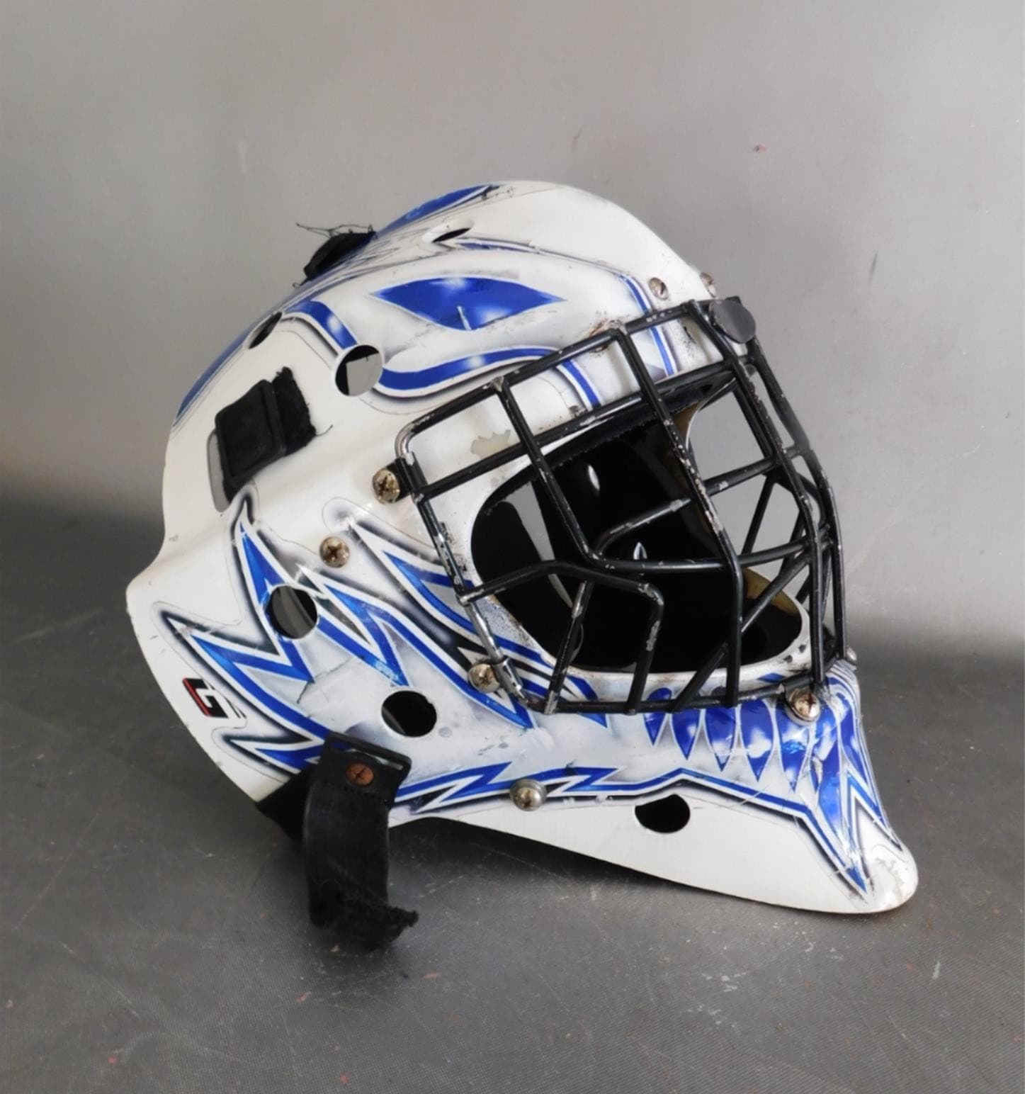 Preowned,Hockey Goalie Mask,Good Condition,Beer League,Unknowned Maker No Tariff 3