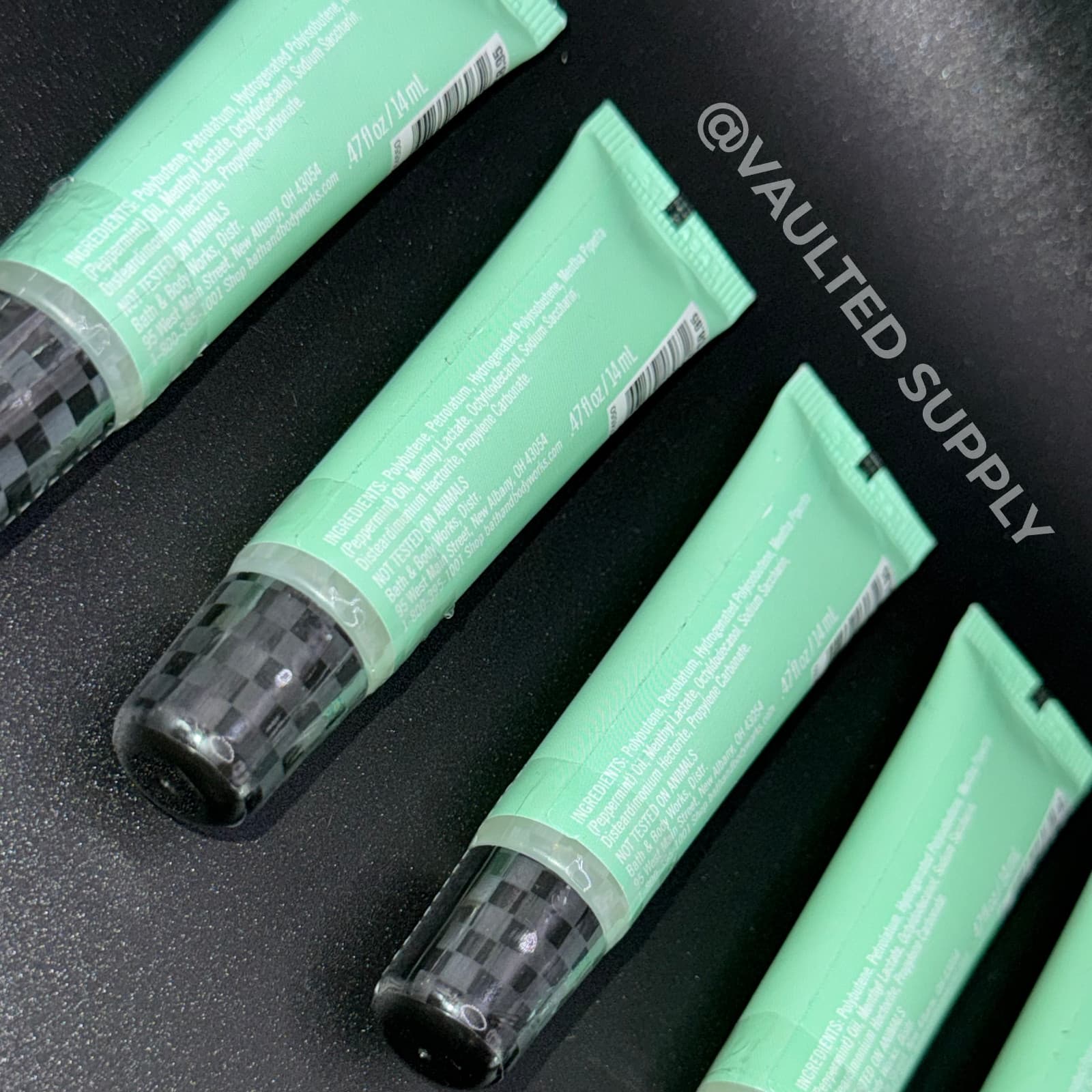 Bath & Body Works CO Bigelow Mentha Lip Shine No 502 – Mint – 5 Pack 2