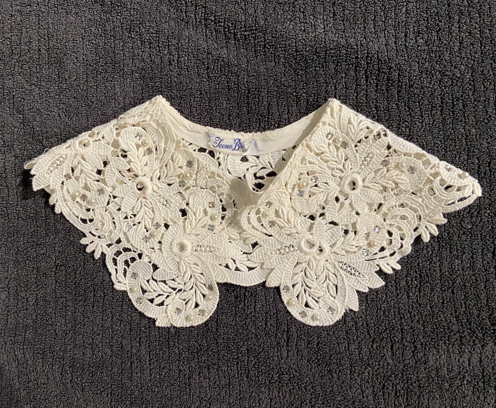 Vintage Lace Crochet Jewelled Collar Teena Brown 1950s Faux Pearls Rhinestones 4