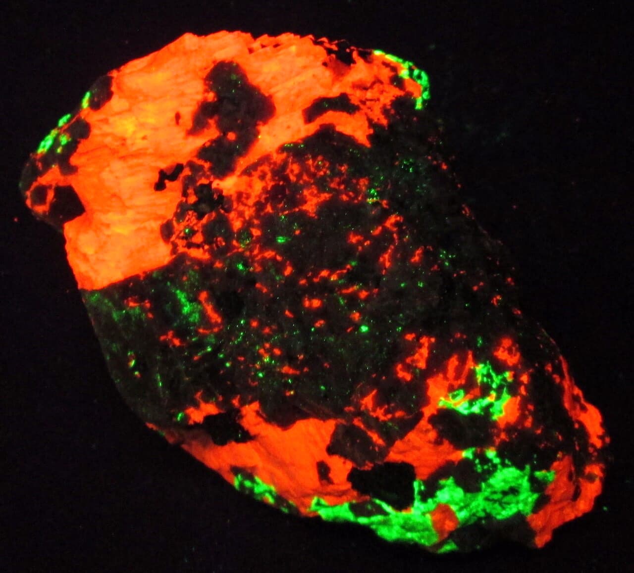 Rhodonite Willemite Calcite Franklinite Fluorescent Mineral Franklin NJ 4