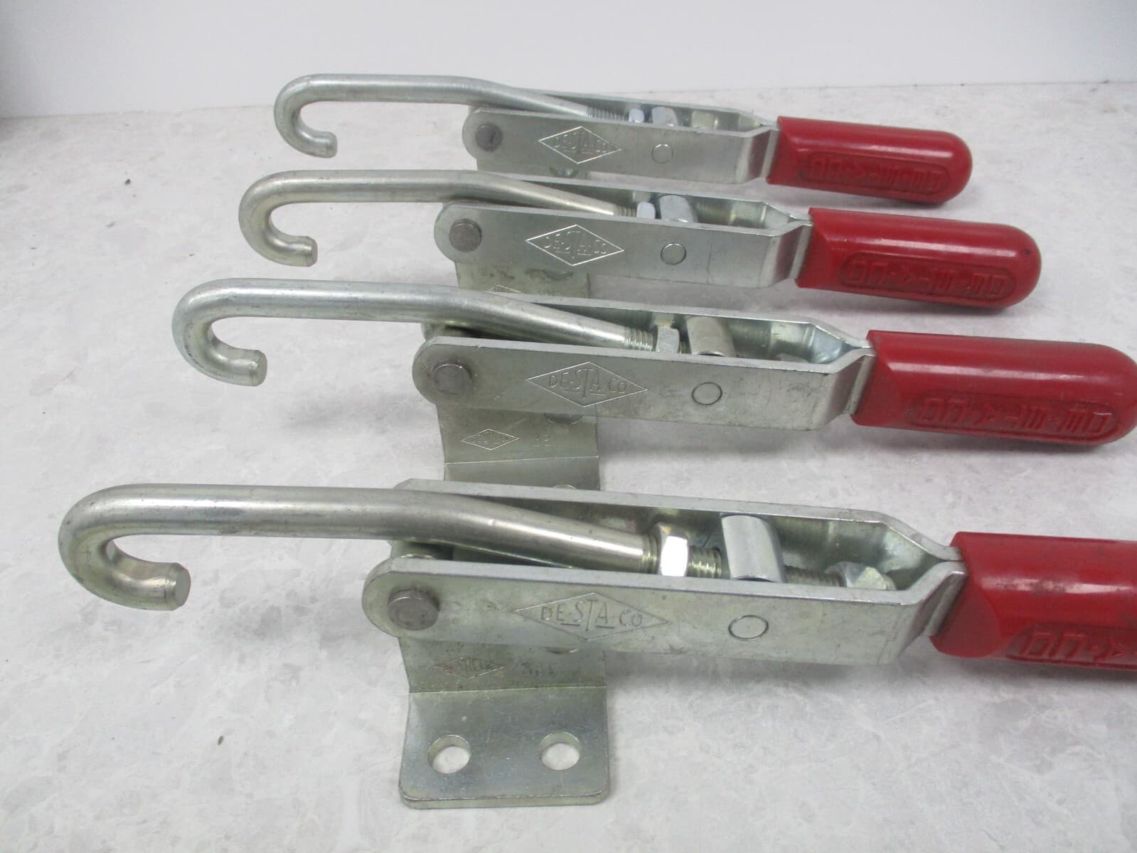 LOT OF 4 DESTACO 381 TOGGLE LATCH CLAMPS, V0429 3