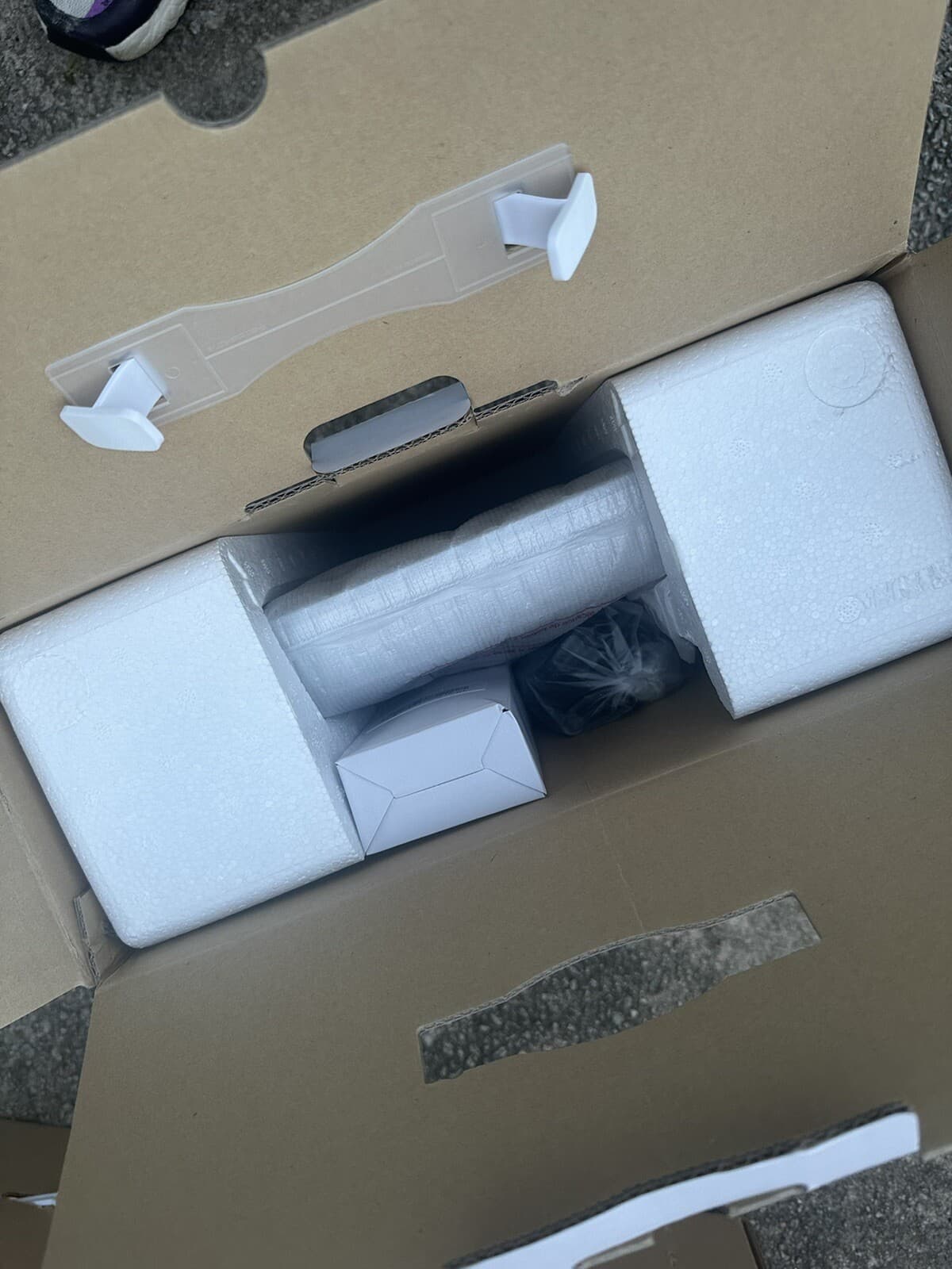 Precor Cardio Theater Monitor 12" PVS-12EDTL Treadmill Complete Unit. Brand New 4