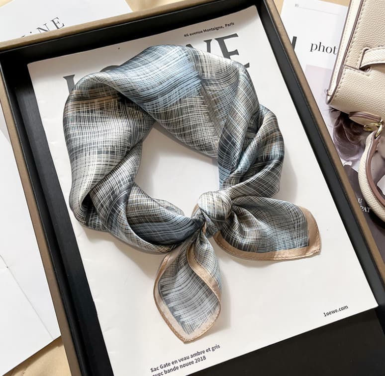 100% Mulberry Silk 20" Square Scarf Women Neckerchief Wrap Magic Weave - Grey